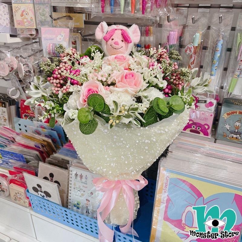 豬仔公仔花束