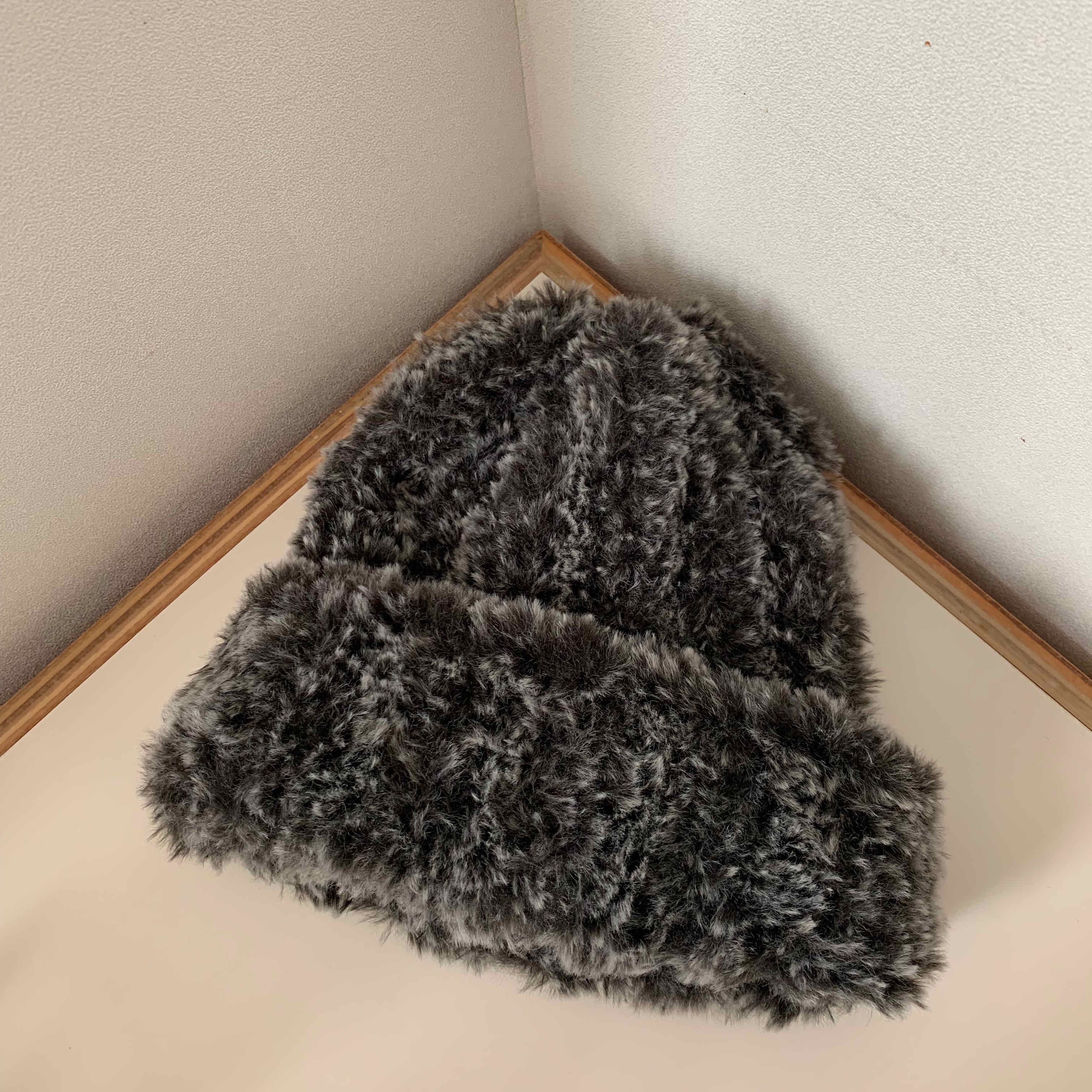 闆娘自留！冬天出國必備毛毛帽｜4 color