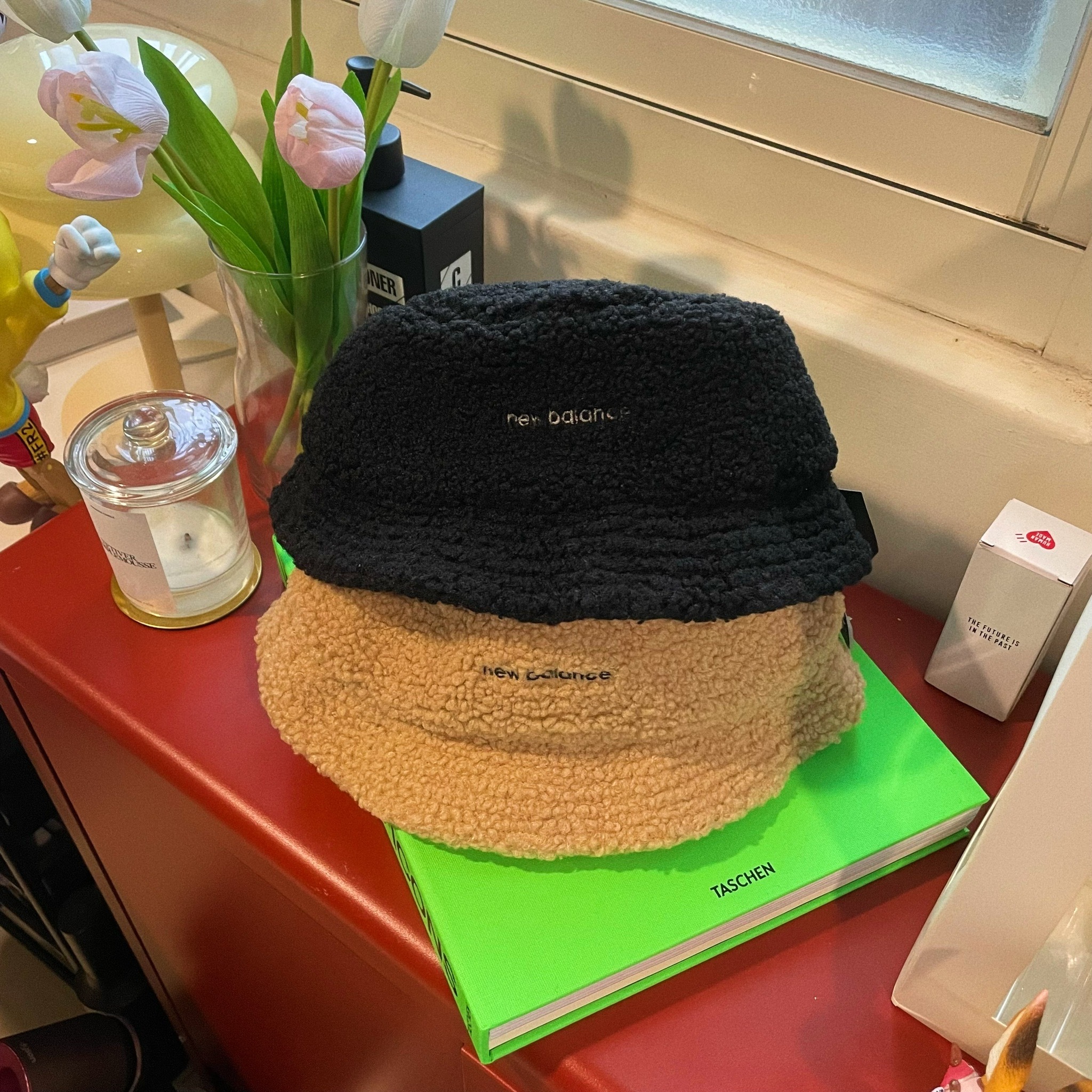 New Balance Sherpa Bucket Hat 奶茶 黑色 羊羔絨 毛絨絨 漁夫帽 水桶帽 帽子 保暖