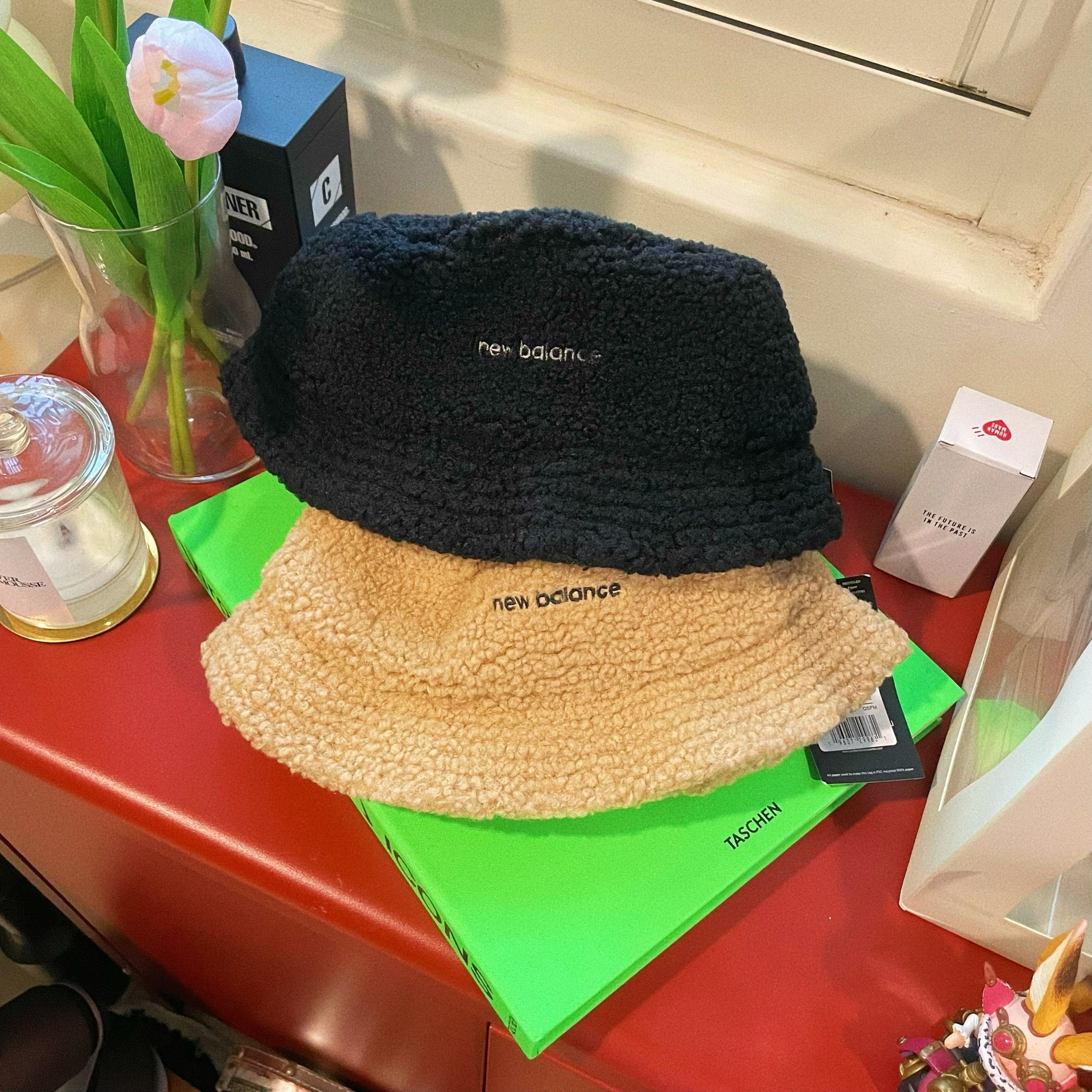 New Balance Sherpa Bucket Hat 奶茶 黑色 羊羔絨 毛絨絨 漁夫帽 水桶帽 帽子 保暖