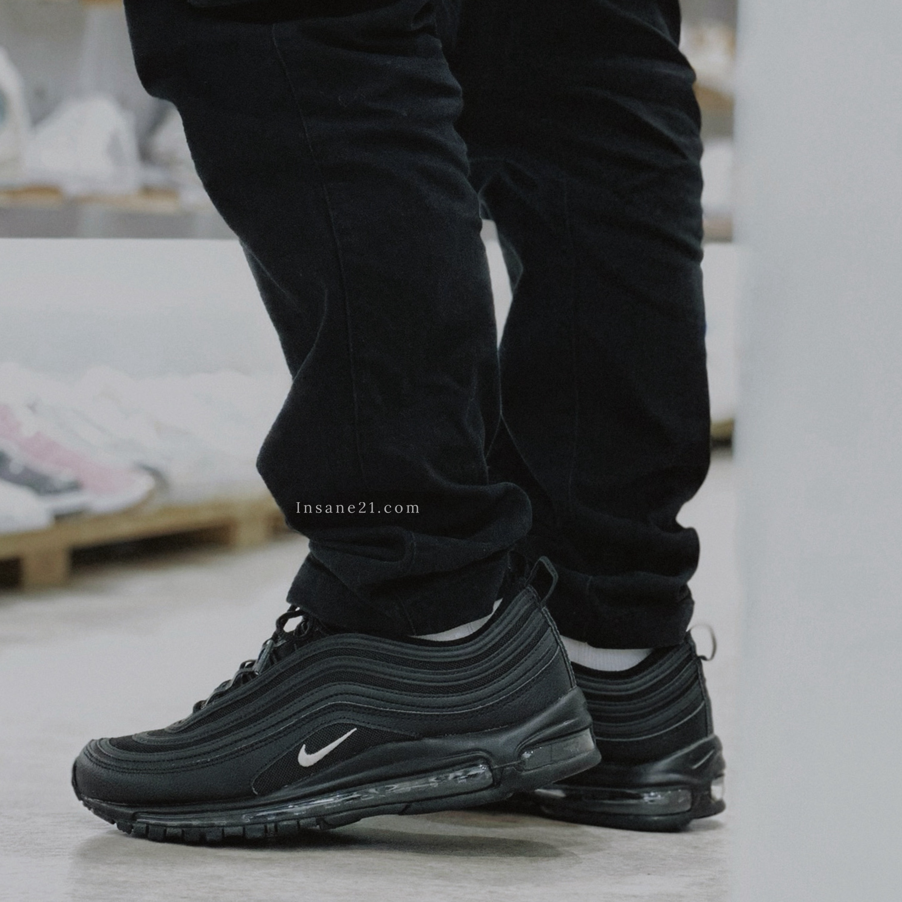 NIKE AIR MAX 97 全黑氣墊921826-015