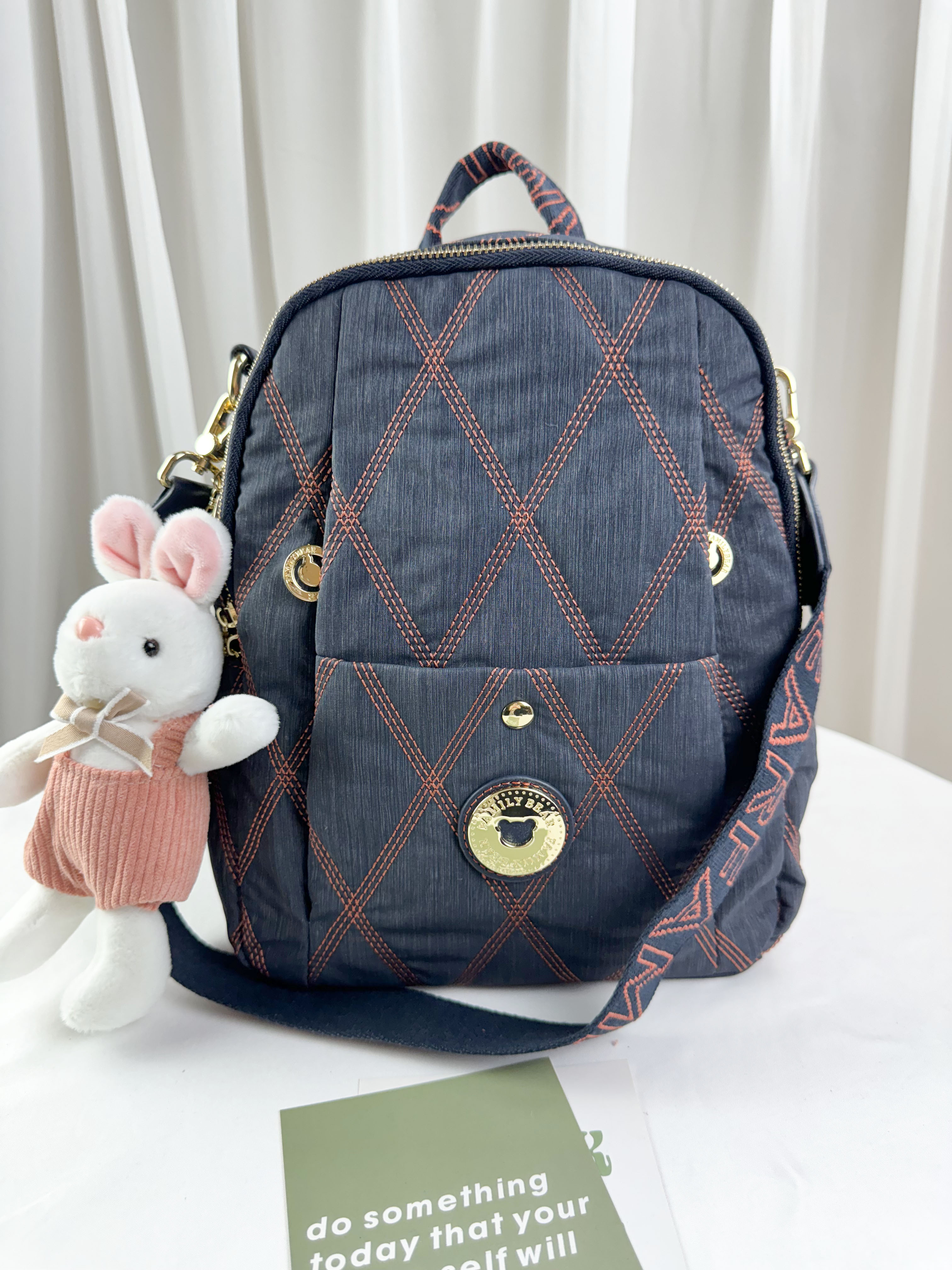 GOODS 藍橙菱格線尼龍防潑水後背包 / 側背包 附兔兔吊飾 #2743