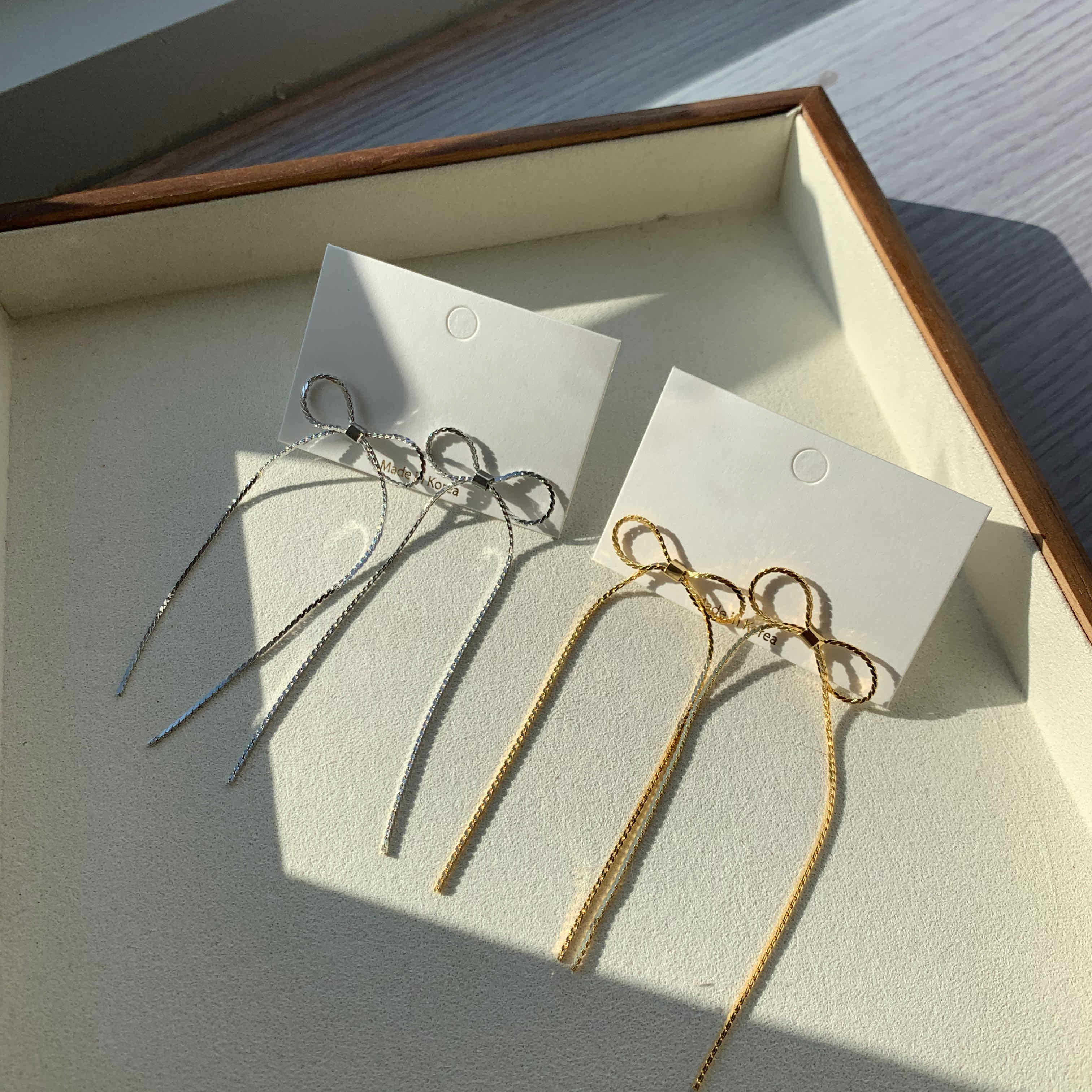 🇰🇷麻花蝴蝶結長耳環｜2 color