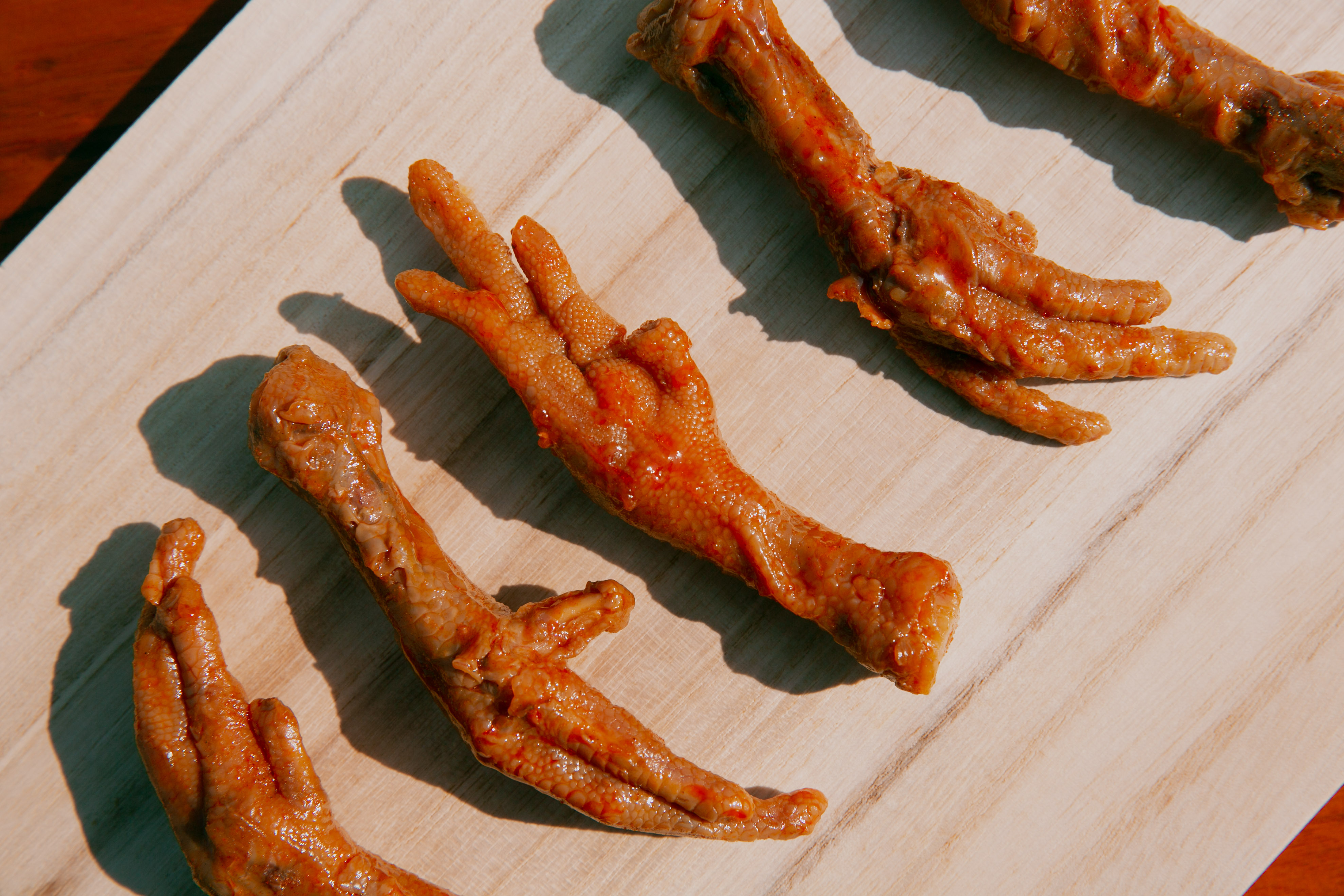 台南周氏冰鎮滷味–麻辣雞腳