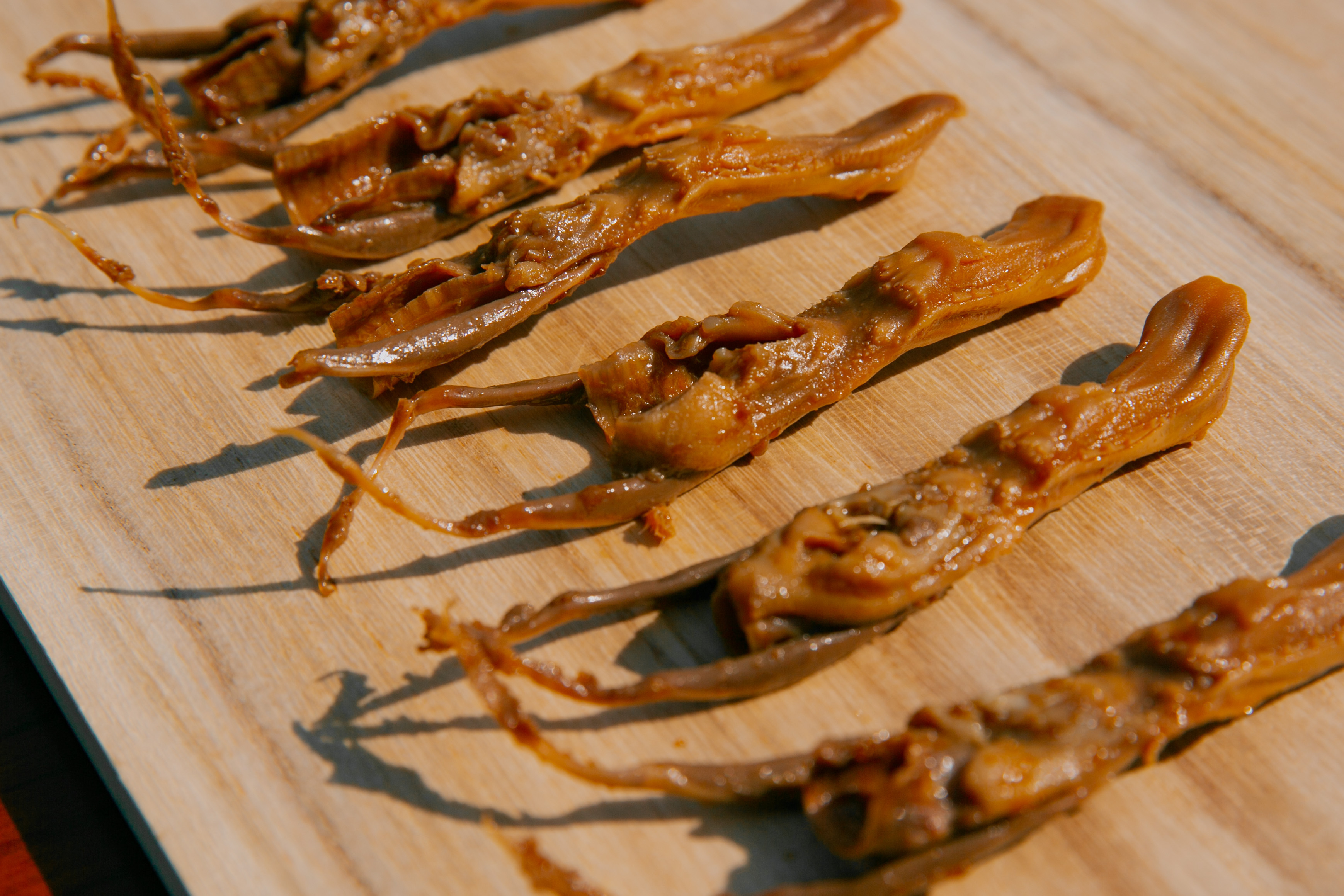 台南周氏冰鎮滷味–鴨舌