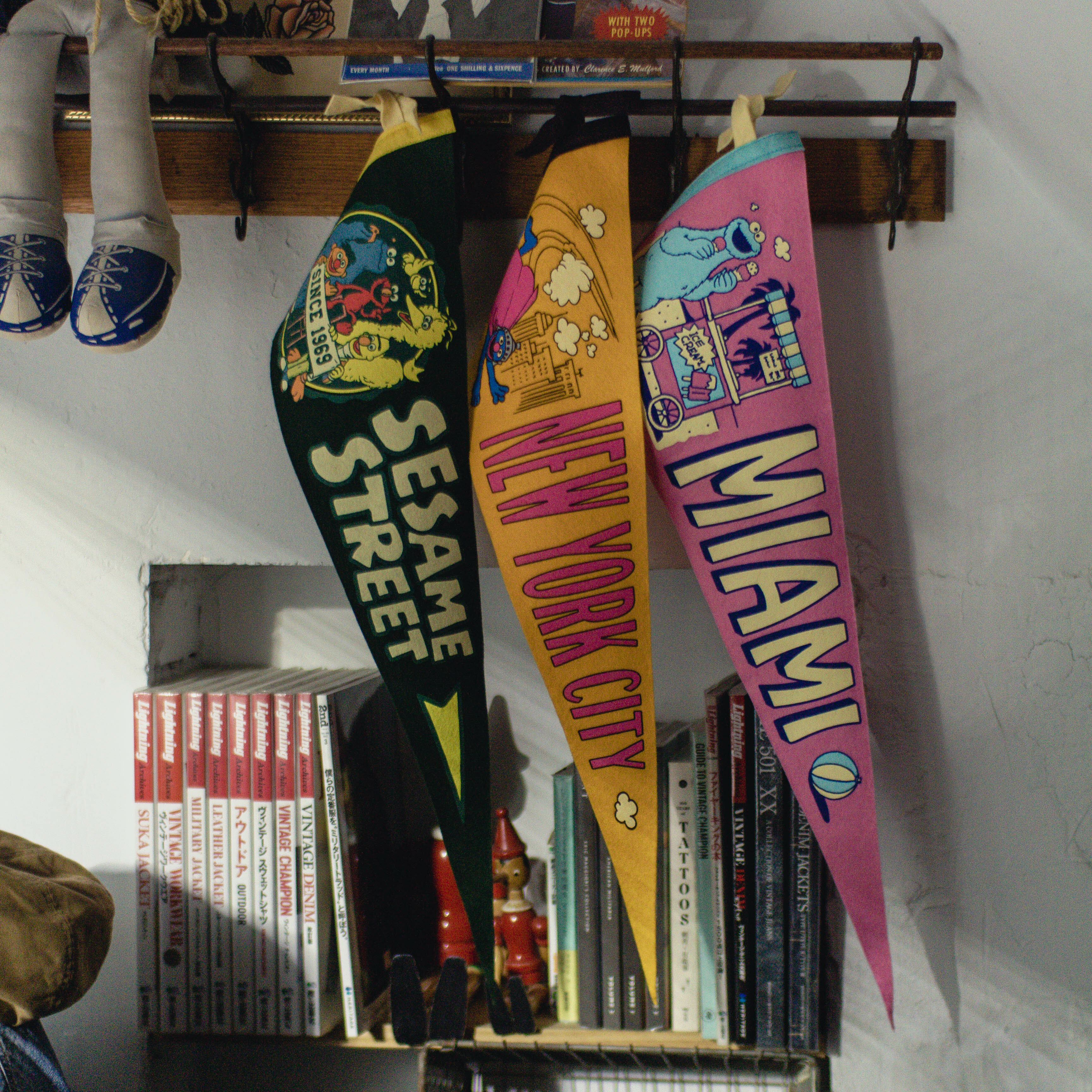 OXFORD PENNANT SESAME STREET 美國製 芝麻街 羊毛 三角旗