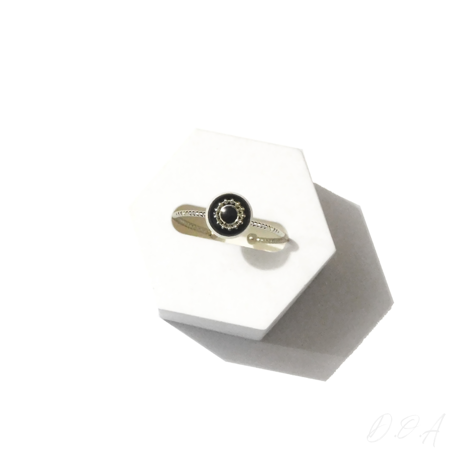 𝑇ℎ𝑒 𝐵𝑙𝑜𝑜𝑚 𝑖𝑛 𝐷𝑎𝑟𝑘