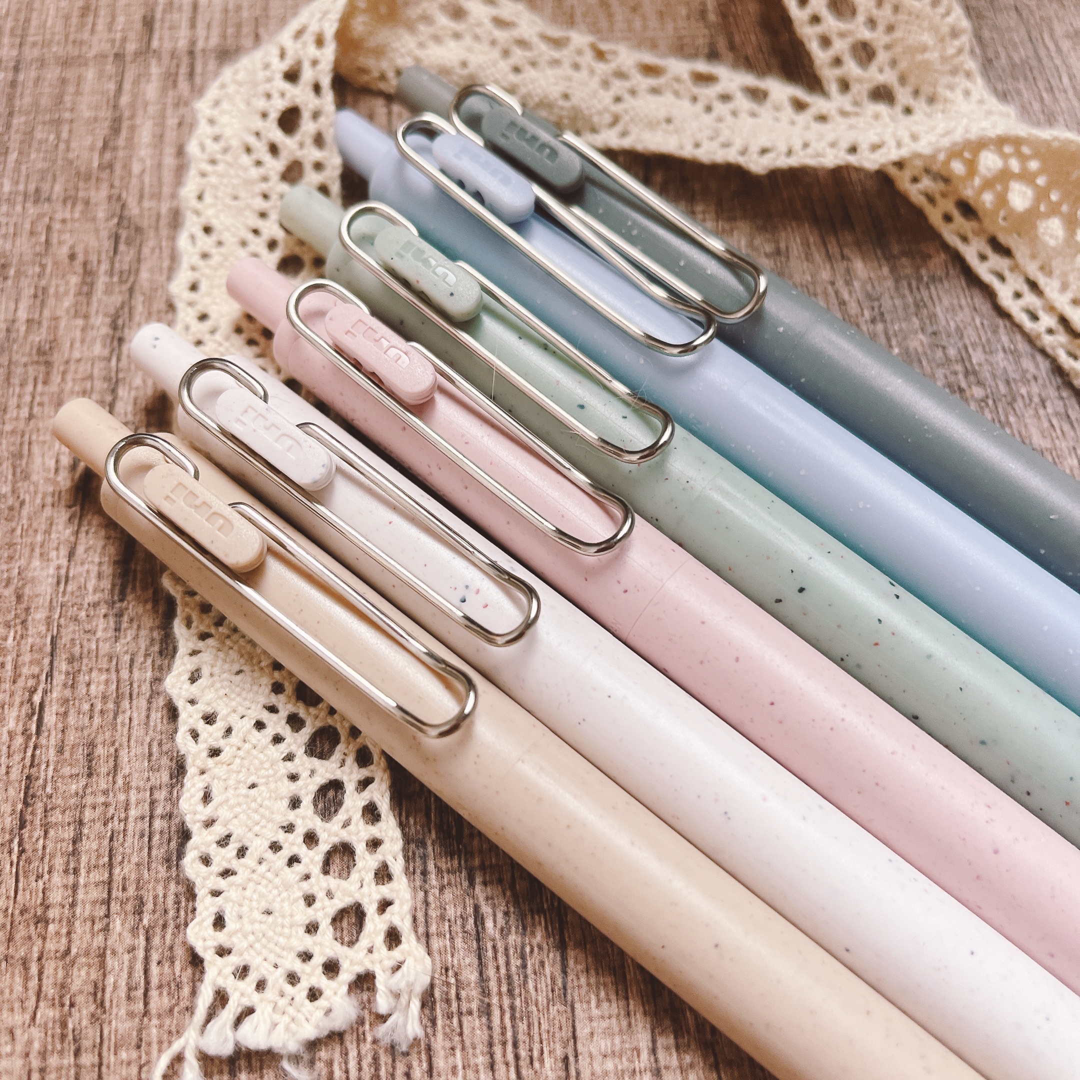 UNI ｜UNI Ball One F 自然紋理-磨石子系列