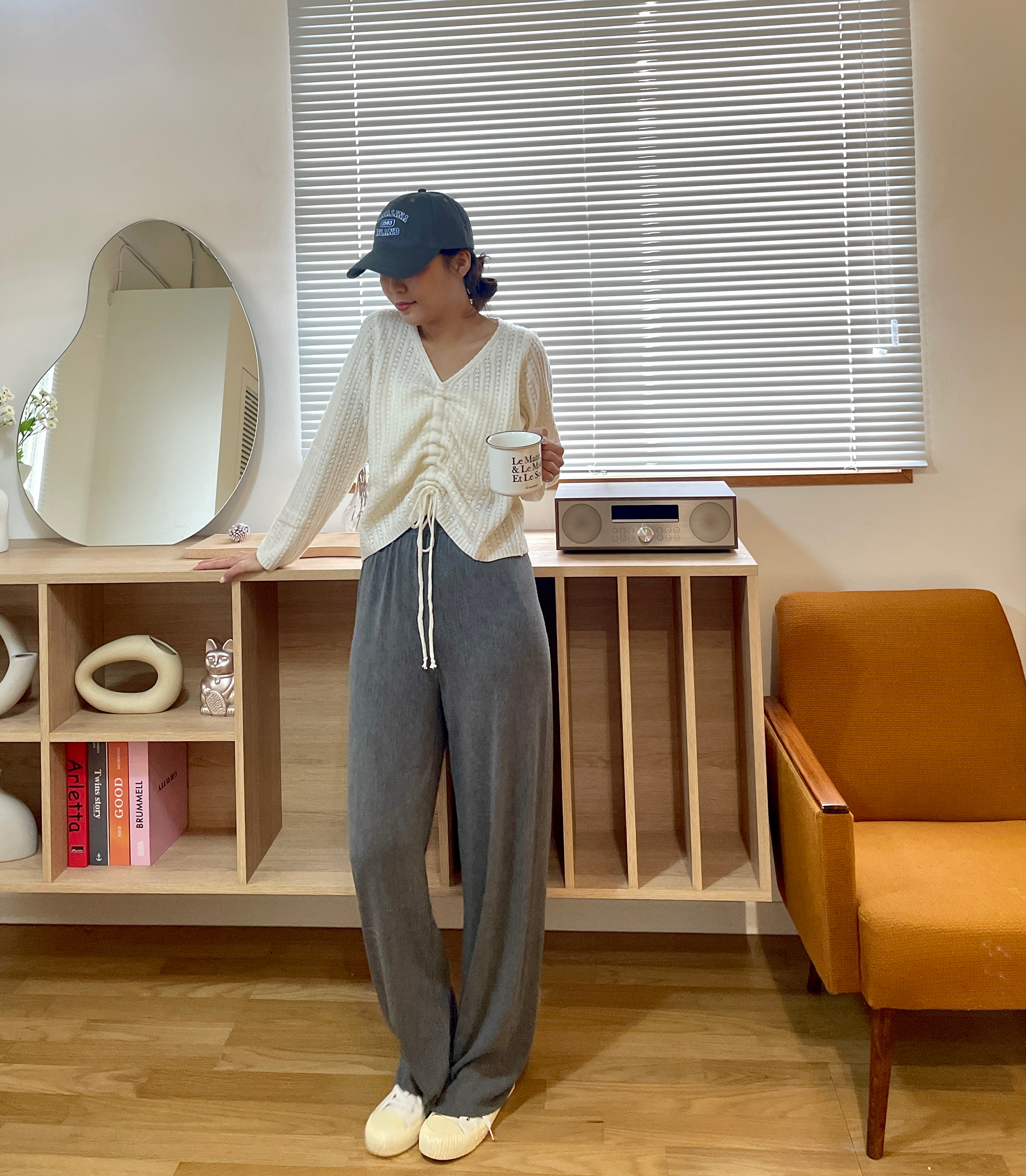 素面雪泥融長褲