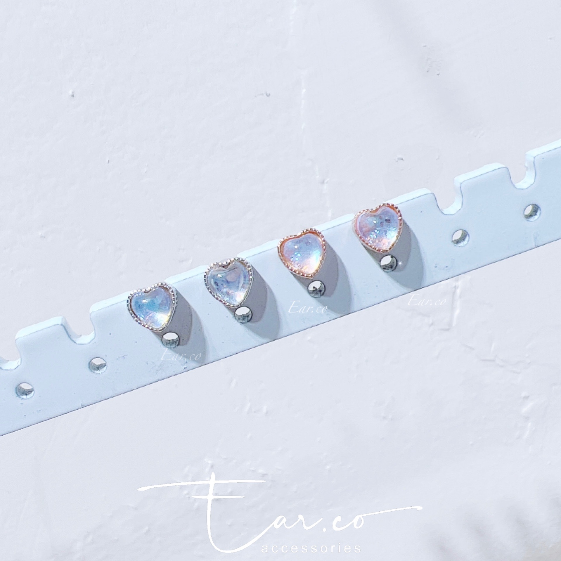 月光石愛心/圓形純銀耳珠/耳骨釘 [一對] #P016