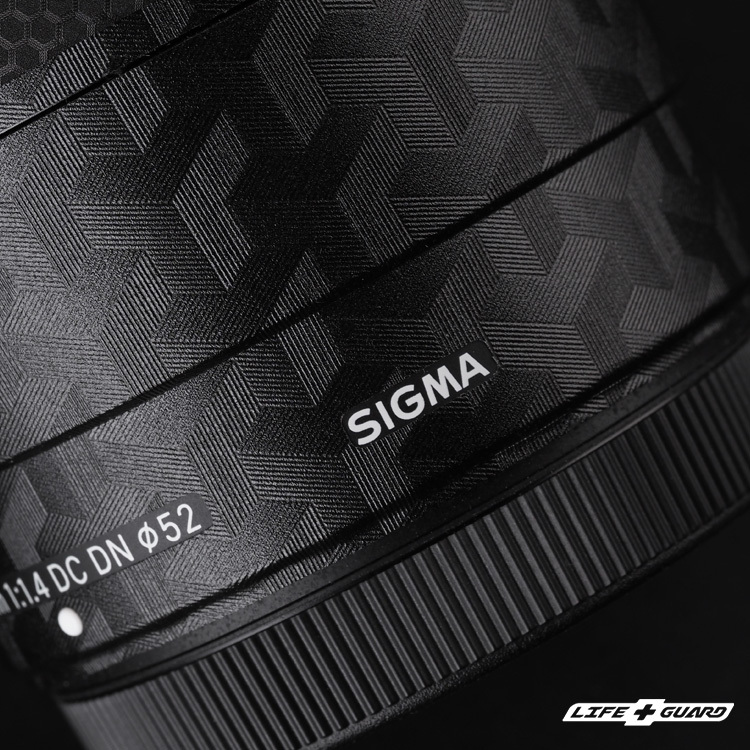 LIFE+GUARD 貼膜質感特寫，LIFE+GUARD 設計風格