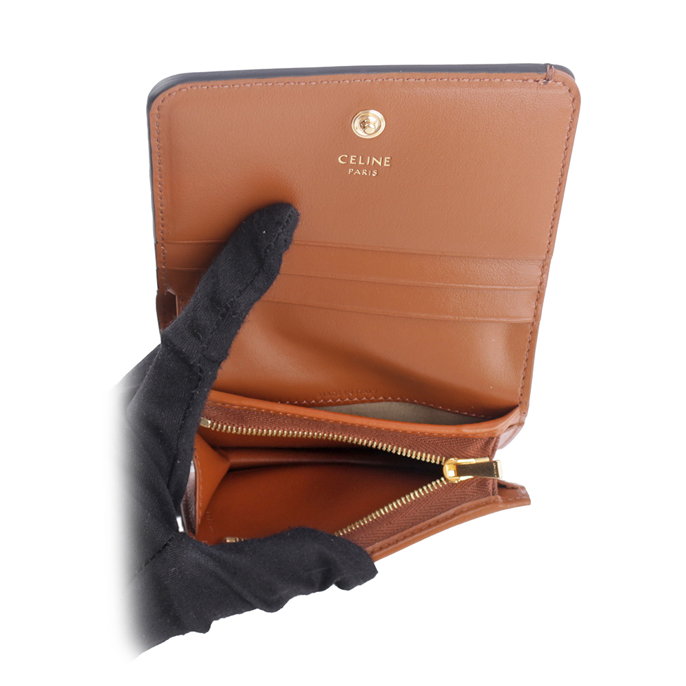 【CELINE】TRIOMPHE 帆布及小牛皮二折凱旋門短夾(棕褐色) 10K622CQH.04LU