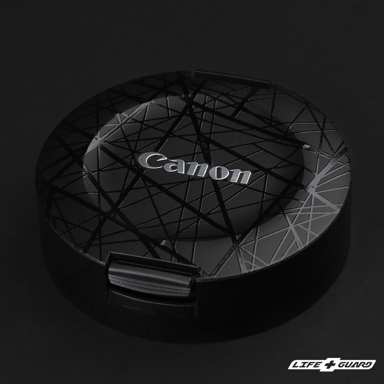 交織黑貼膜質感特寫，LIFE+GUARD 設計風格