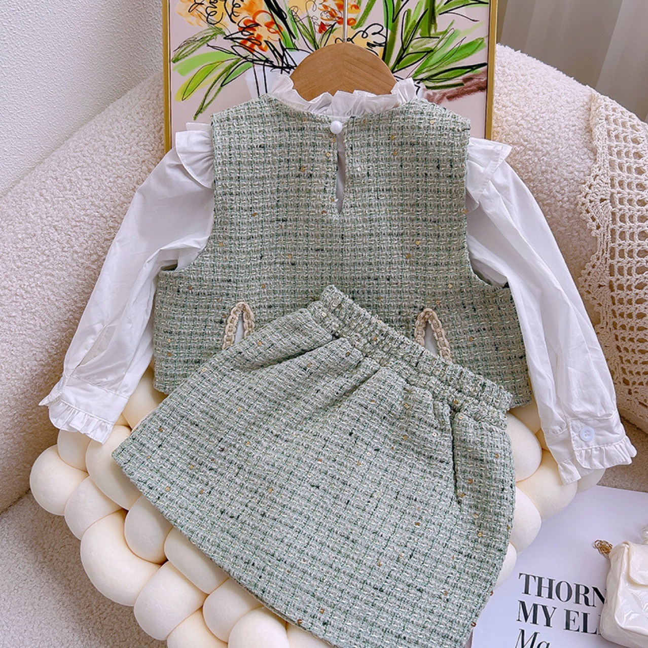 L64GN_A12_C: 粉綠色小淑女馬甲半截裙套裝(pre-order)