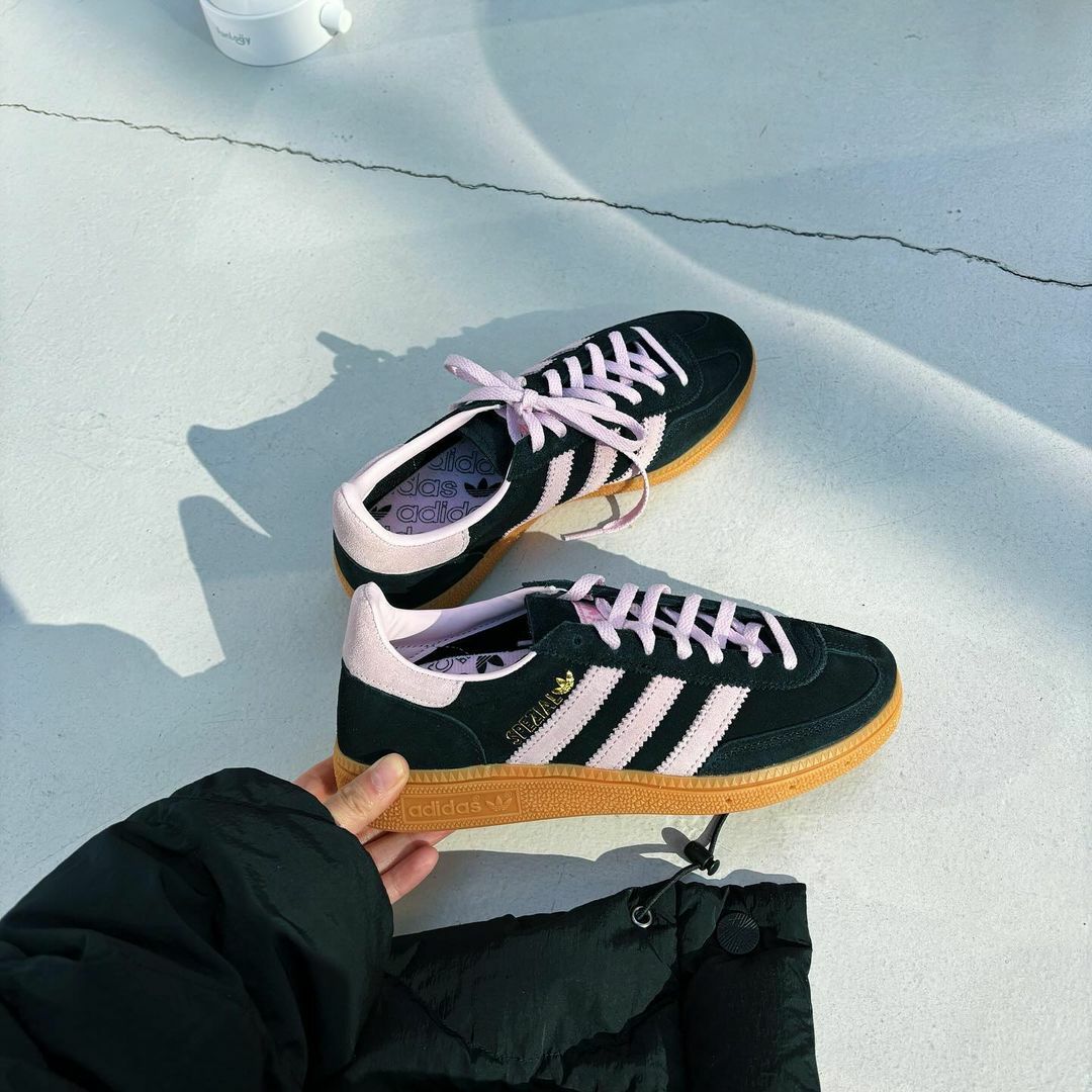 Adidas Originals Handball Spezial 黑粉 生膠底 復古 德訓鞋 IE5897