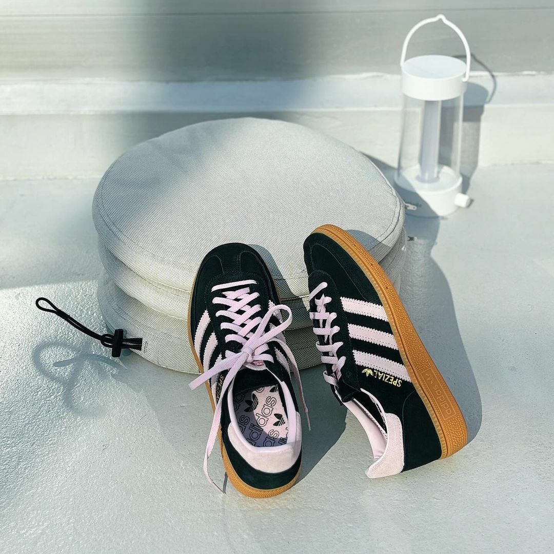 Adidas Originals Handball Spezial 黑粉 生膠底 復古 德訓鞋 IE5897