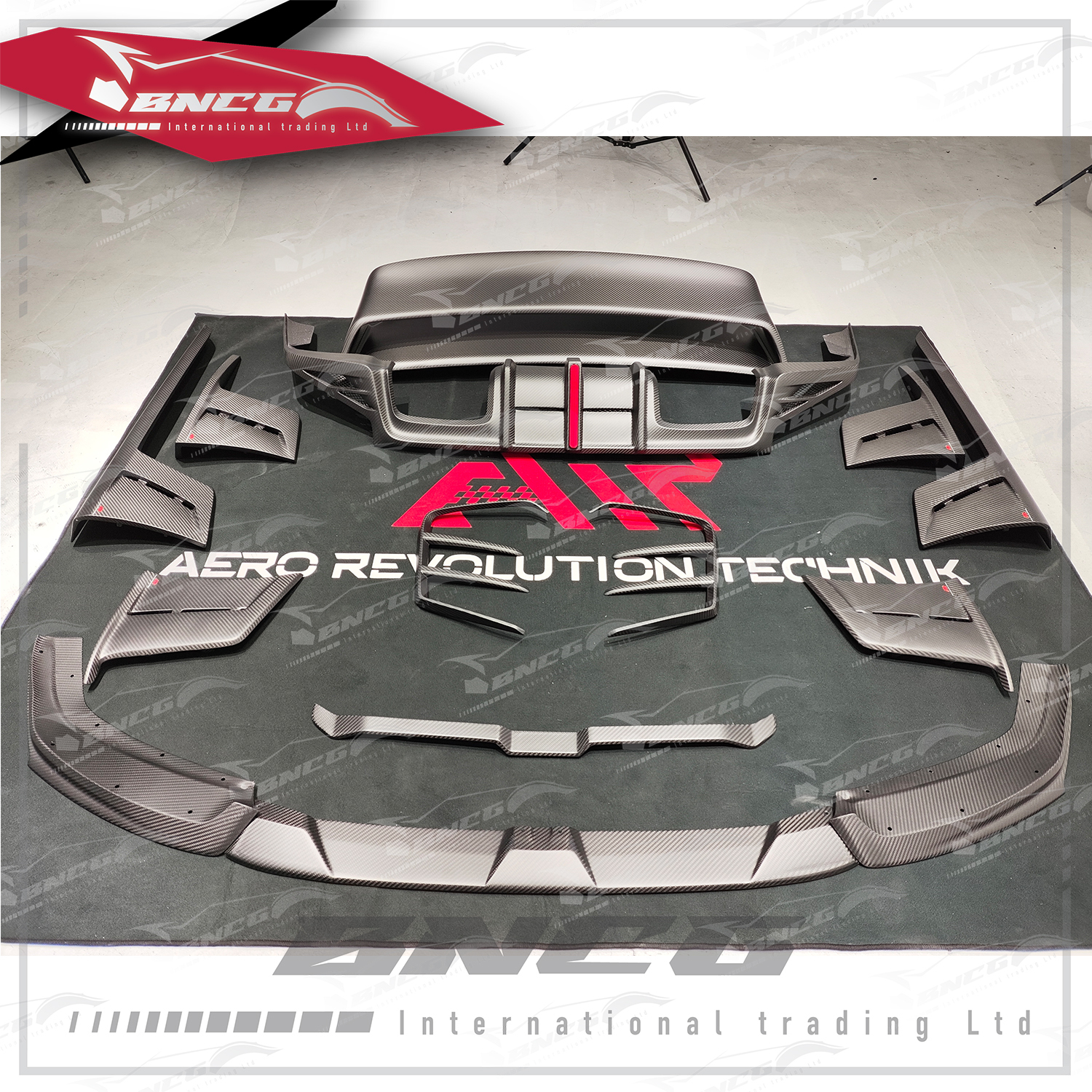 寶馬 BMW G87 M2 乾碳纖維 空力套件 AE款 前後下巴 風刀 前後包角 葉子板 側裙 尾翼 車尾蓋 後保桿飾件 中下巴 下格柵