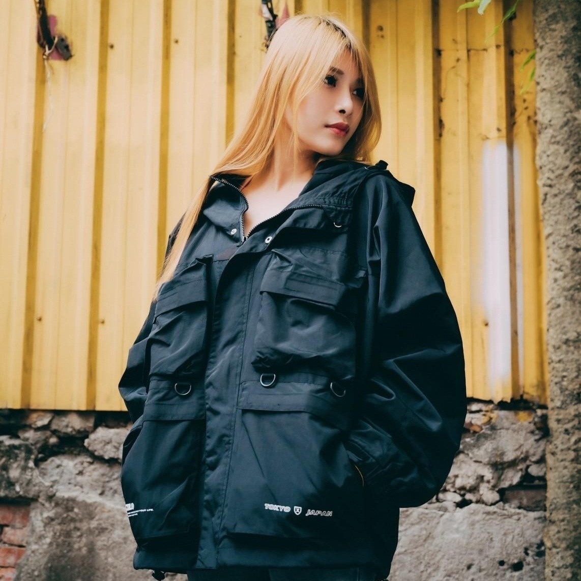 XCTRL 制御連帽機能外套-黑