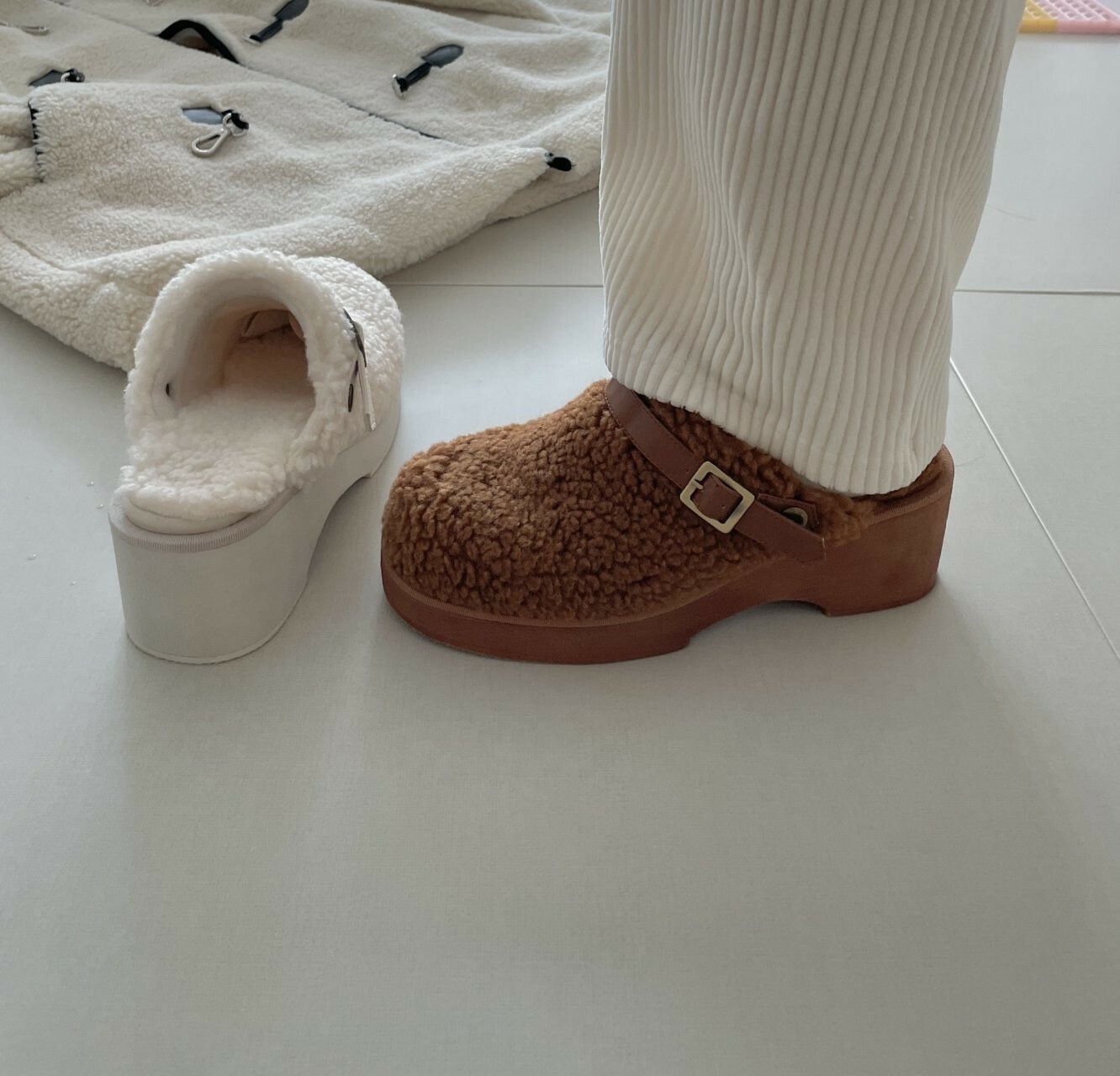 7200-1綿羊毛厚底穆勒拖鞋