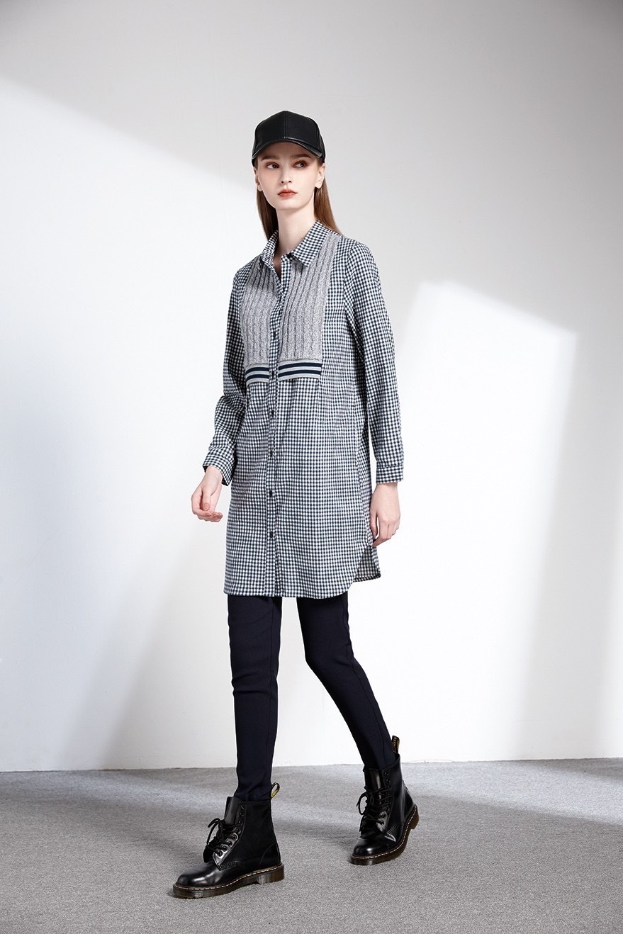 學院風拼接粗針編織造型長版上衣T6391