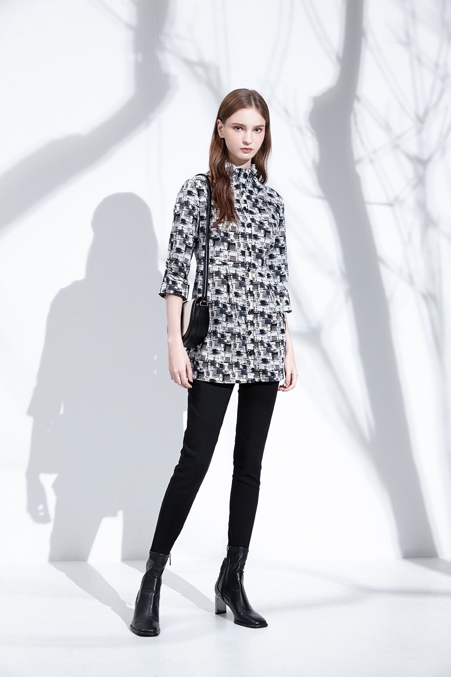 宮廷風造型領修身顯瘦長版上衣T6091