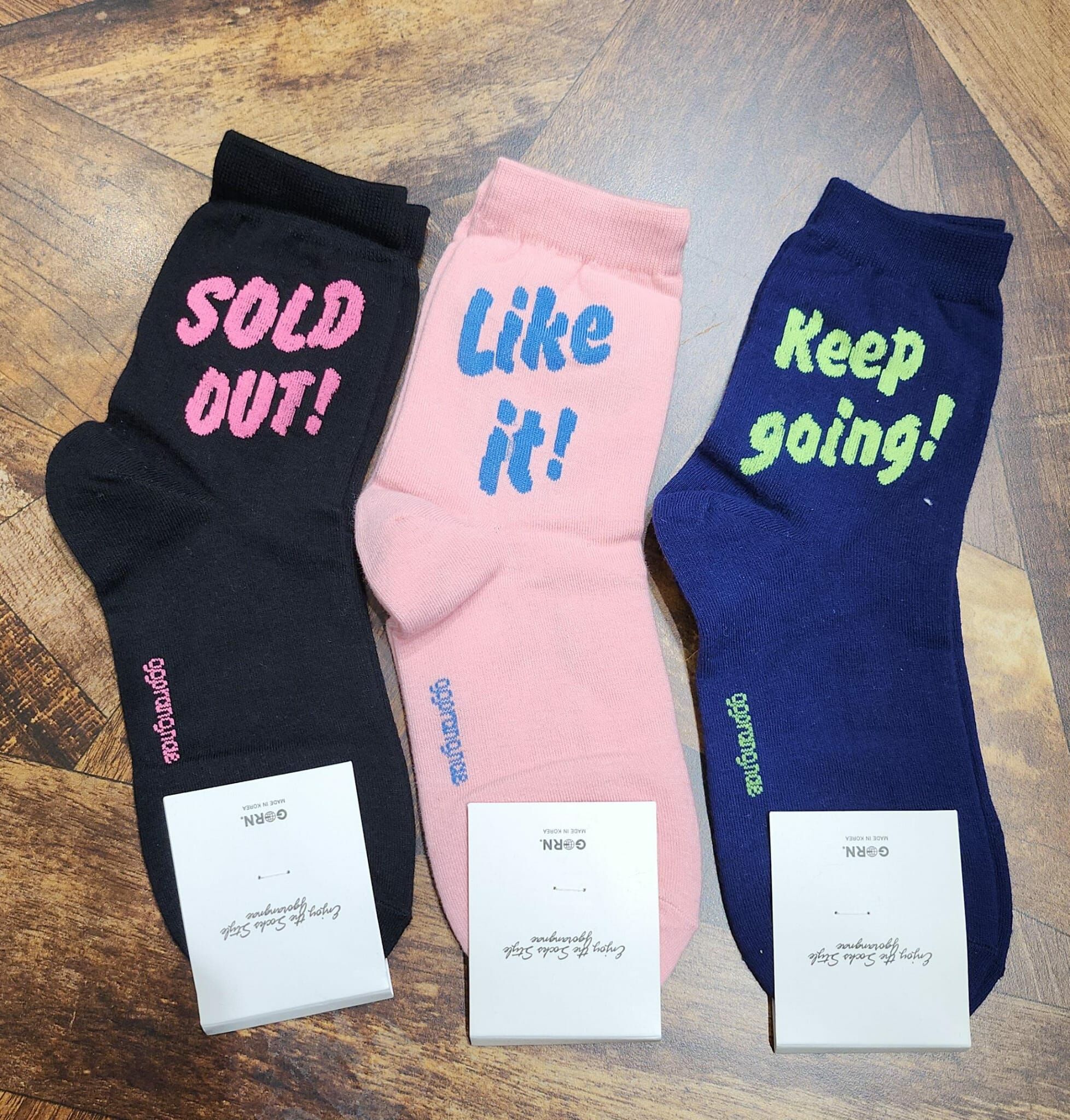 韓國 英文句子襪 (KF017)