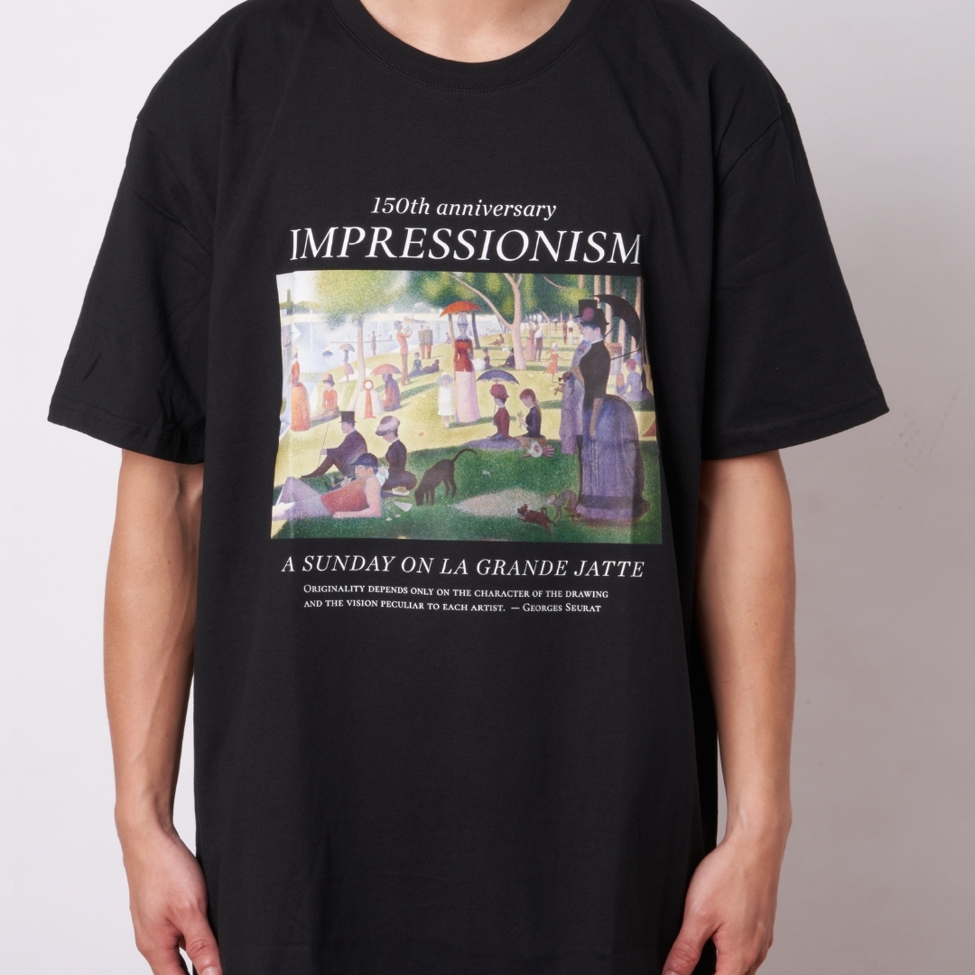 藝術T恤｜秀拉《大碗島的星期天下午》黑