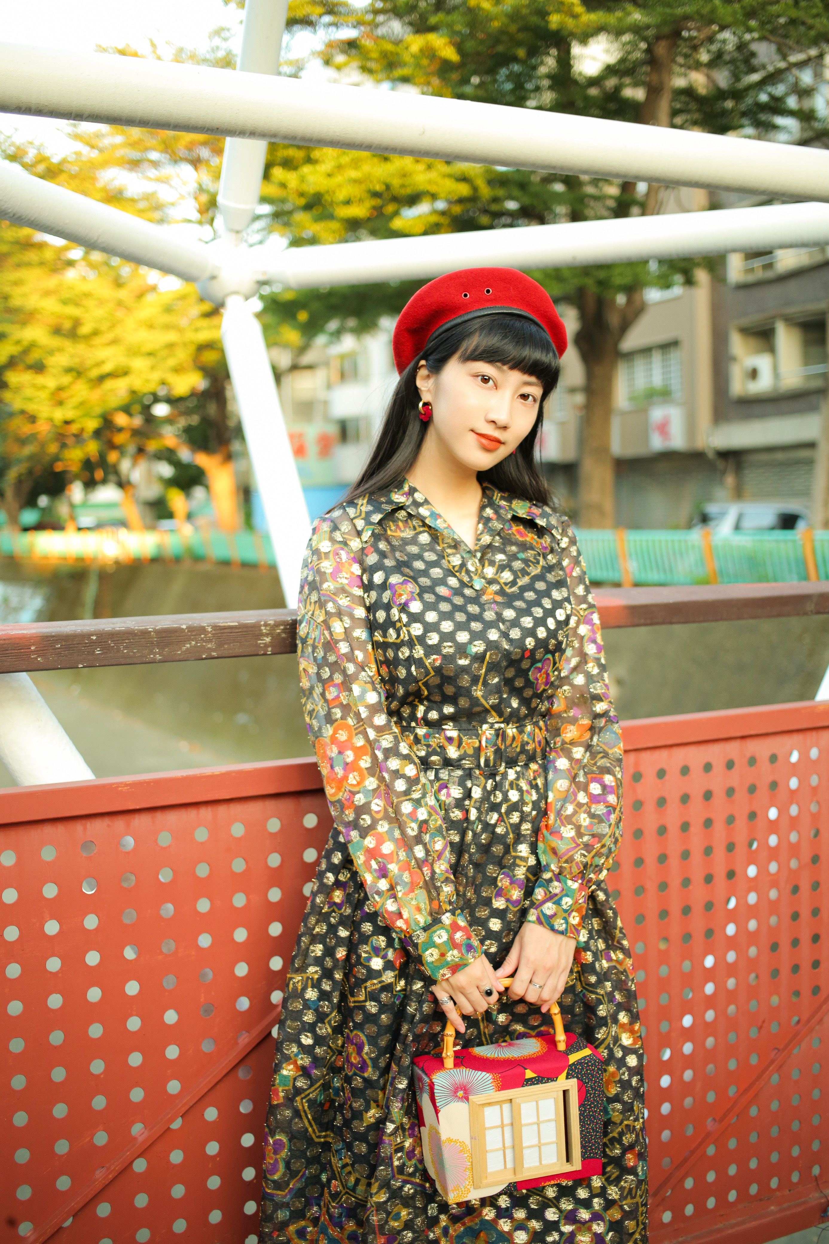 Vintage Dress / 古著黑底金蔥圓點洋裝