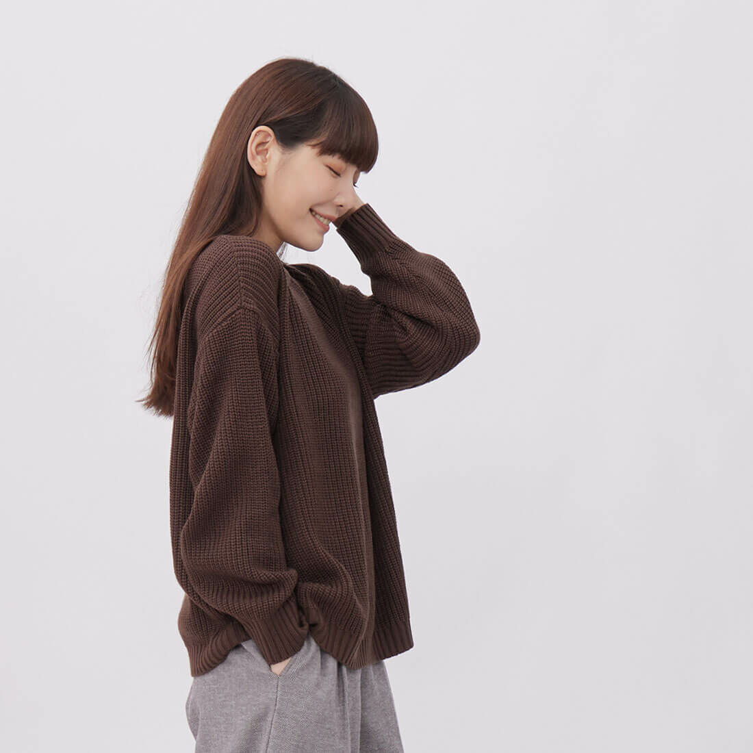 Rebecca圓領針織舒適毛衣/咖啡