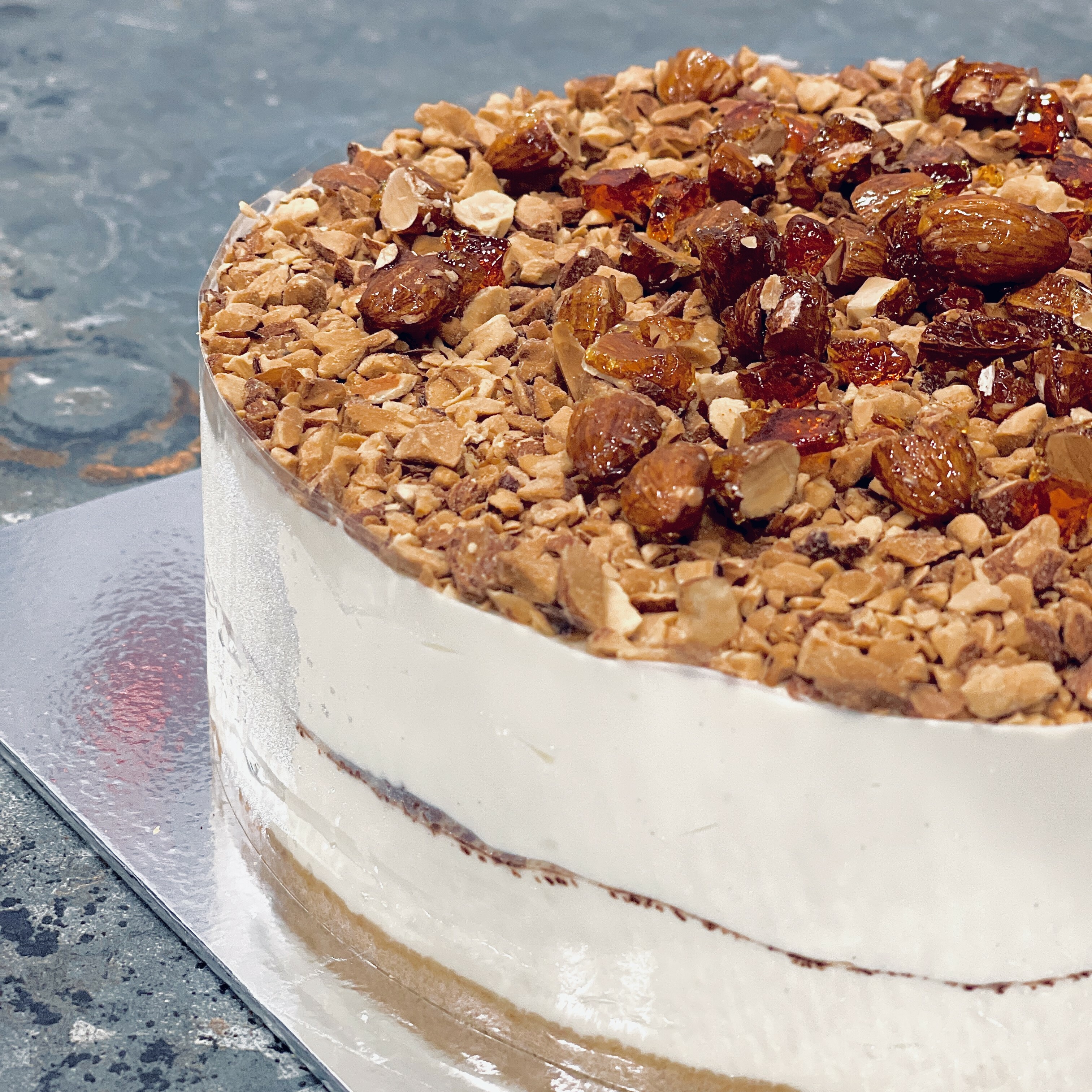 Almond Classic Tiramisu - 8" Whole Cake