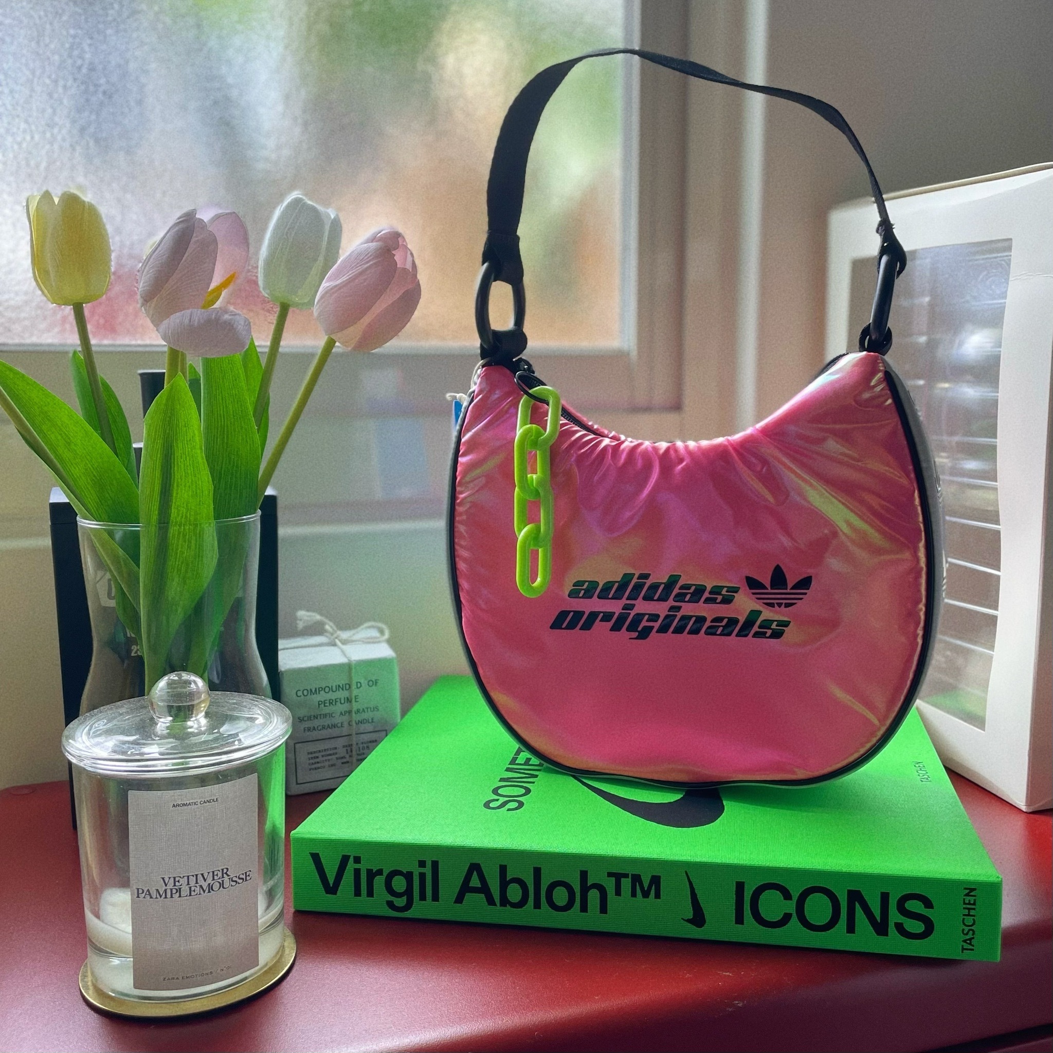 Adidas Originals Metamoto Mini Shoulder Bag Y2K 霓虹 炫彩 印花 壓紋 腋下包 雲朵包 II3386