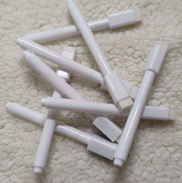 白色液体粉笔记号笔 可檫（1pcs）