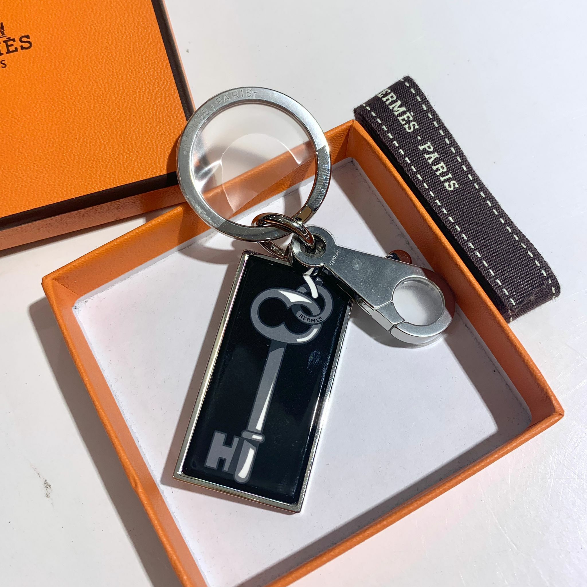全新HERMES 鎖匙扣 Illusion Key key ring / Positif H960001FJ49 #BRAND NEW #香榭站正品