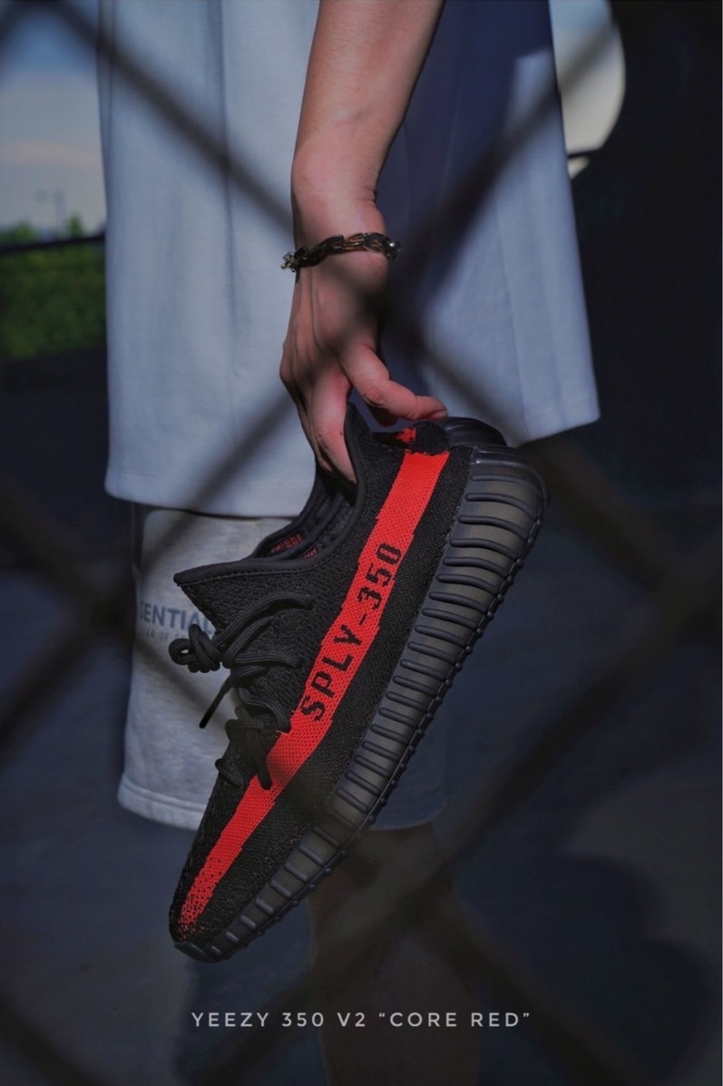Adidas Yeezy Boost 350 V2 Core Black Red 黑 紅 BY9612