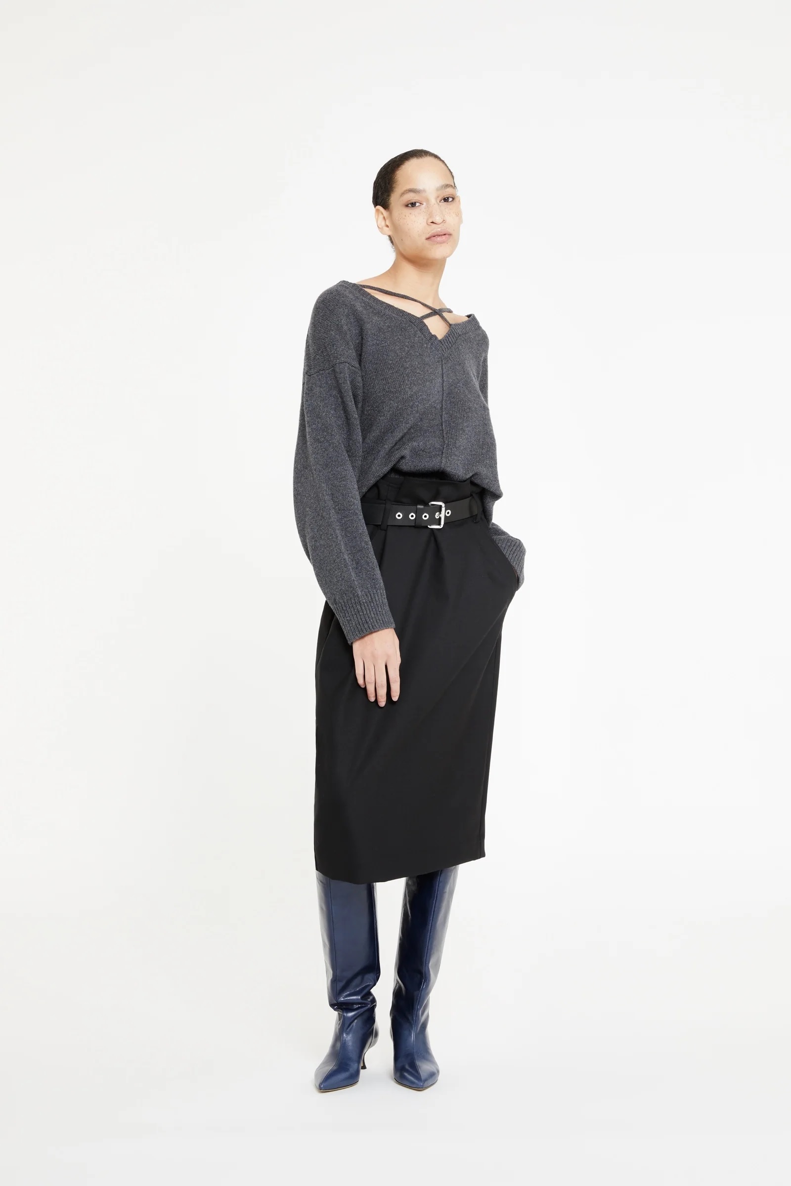 TELA附腰帶及膝裙(黑)