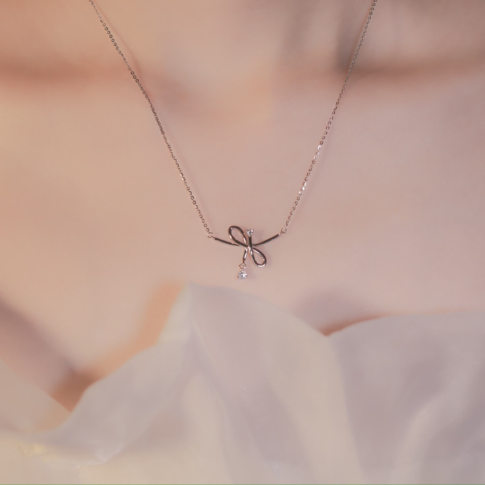 | 925 Silver・White Gold・Rose Gold | Bow Fever Necklace（Silver / Rose Gold） | NE1002 |