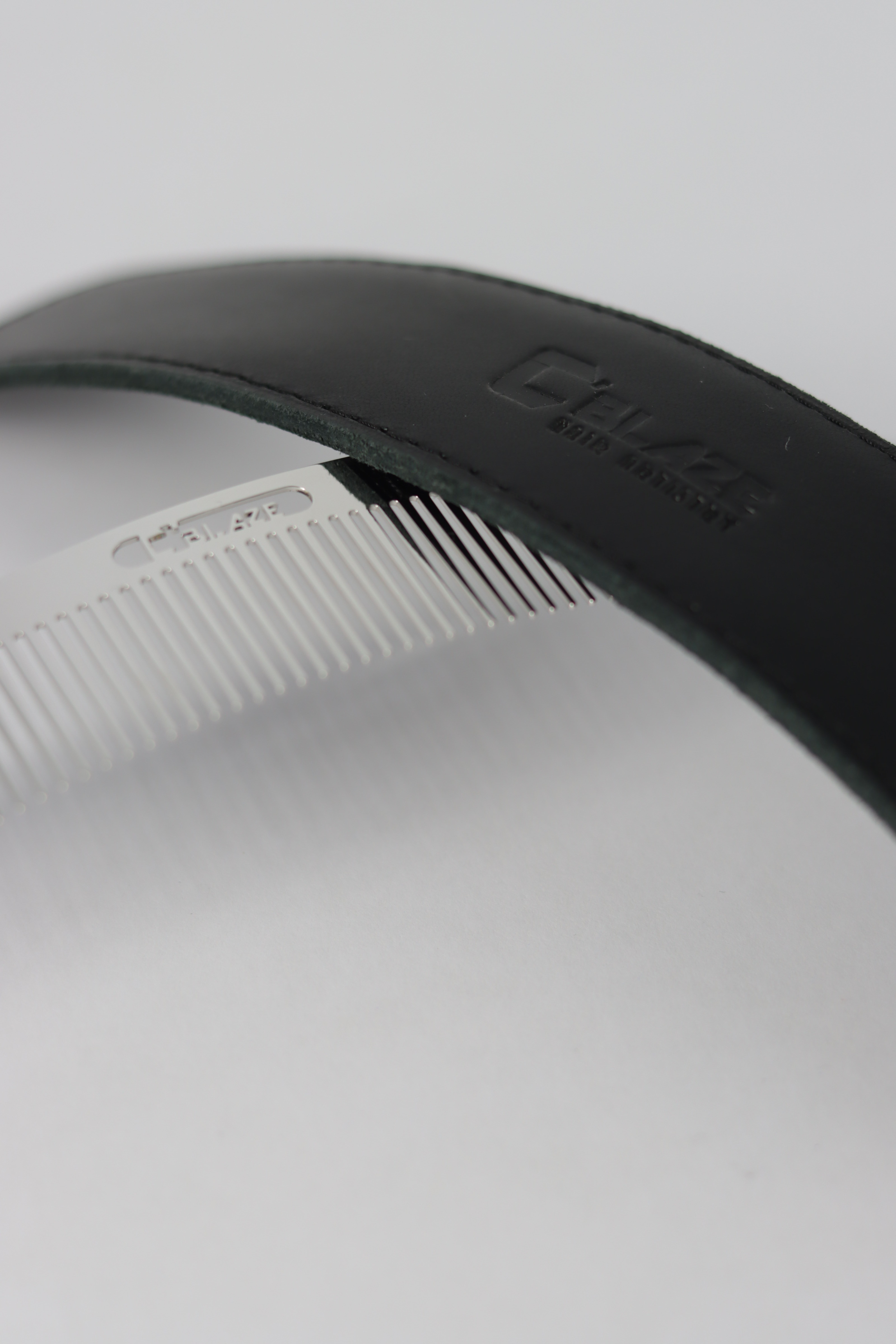 3D鋼鐵彎梳皮套組合