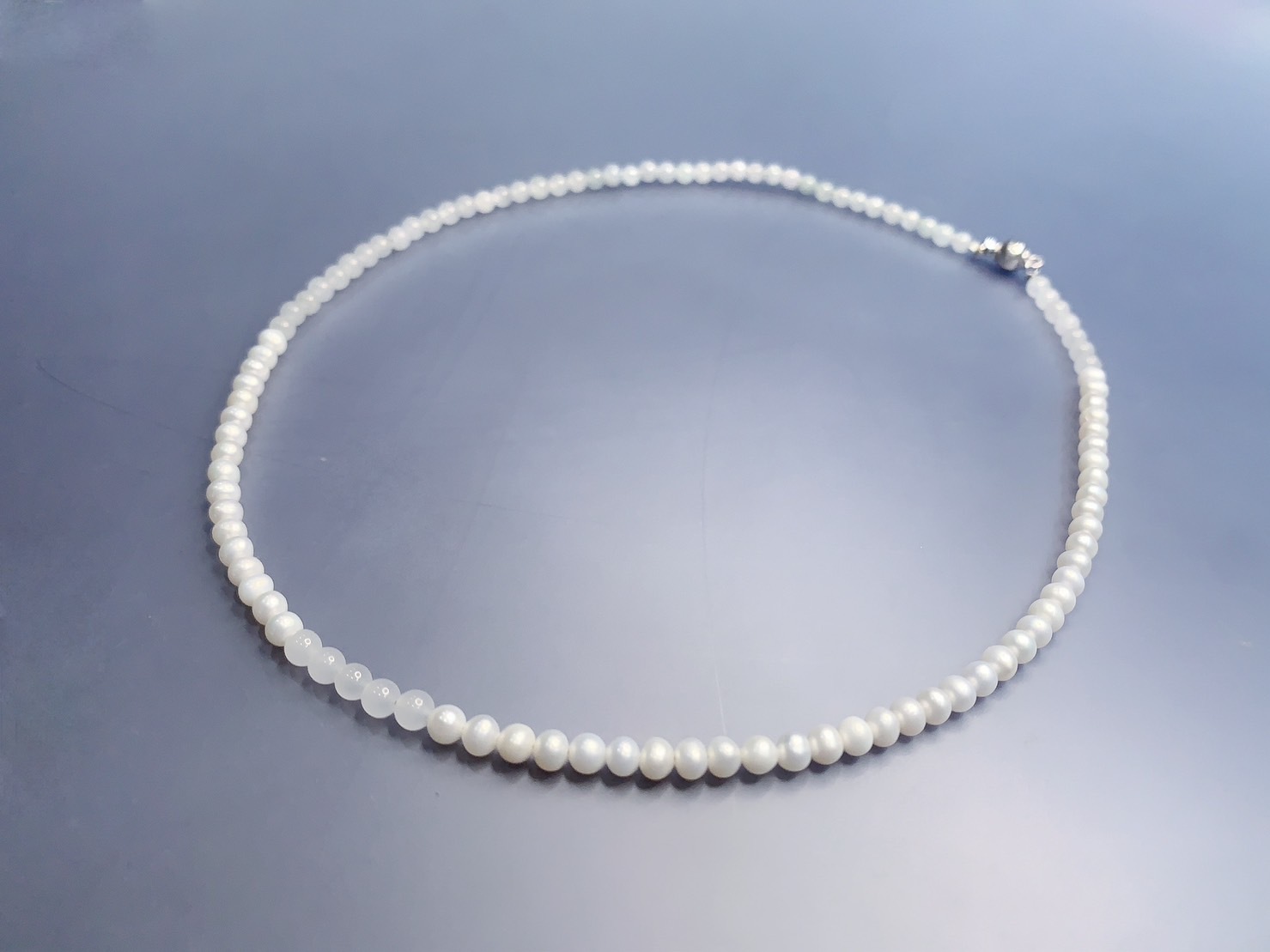 小雪丨小珍珠小白翡翠手鍊丨六月誕生石