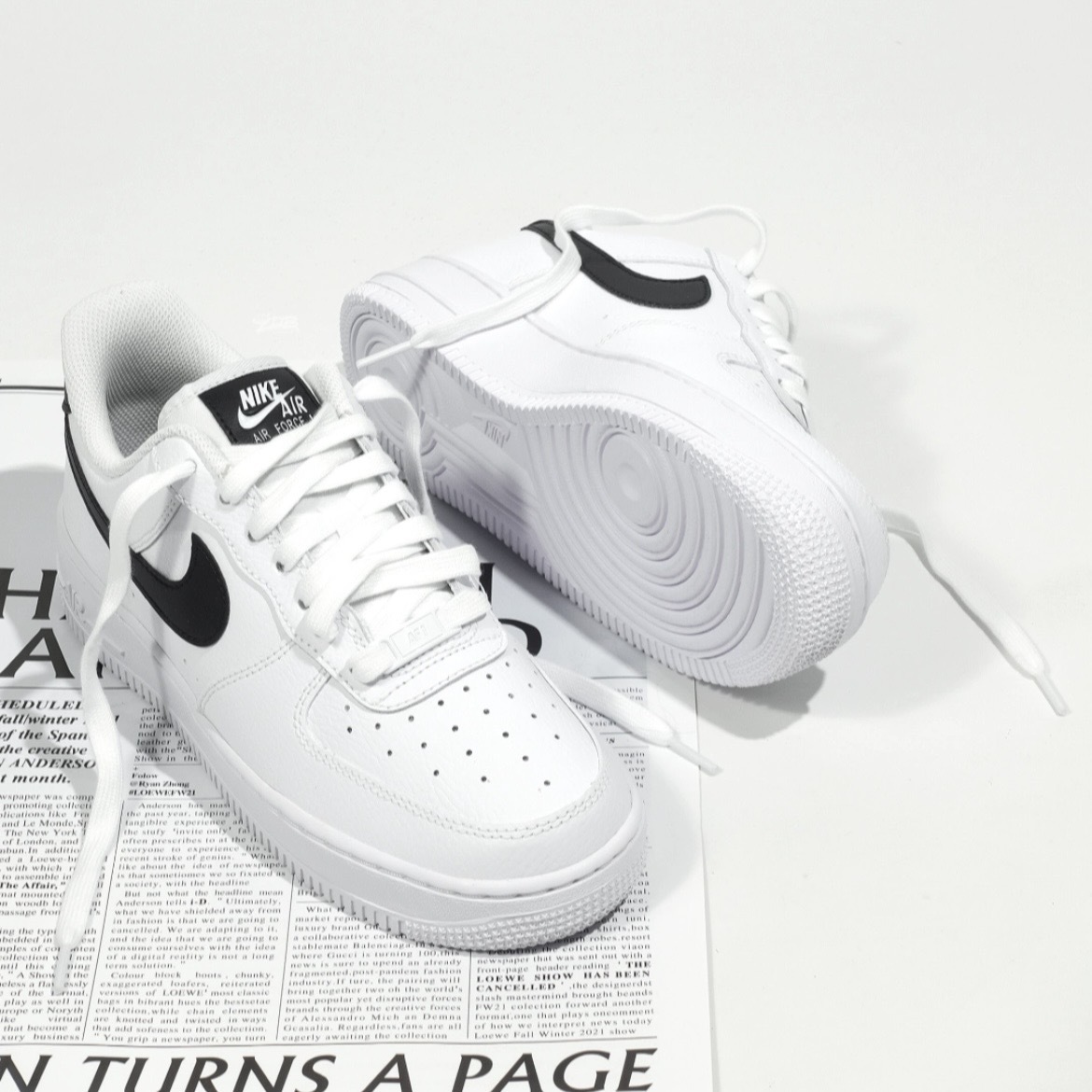 Nike Air Force 1 Low 黑白女款DD8959-103