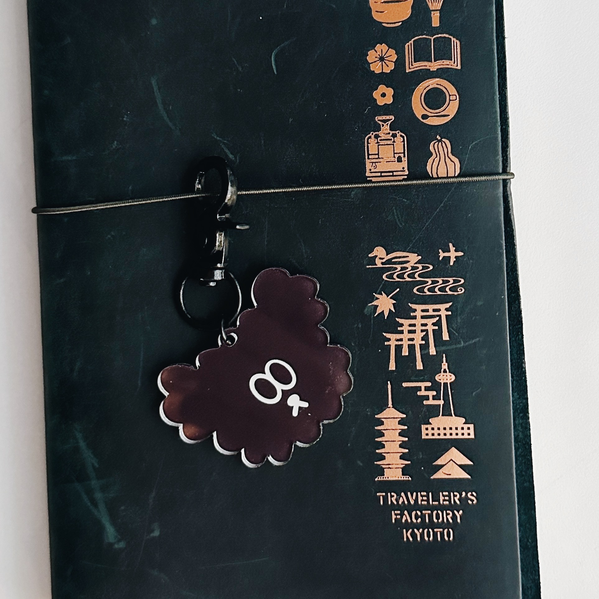 DOBE 壓克力吊飾 造型鑰匙圈｜ 微醺斑比