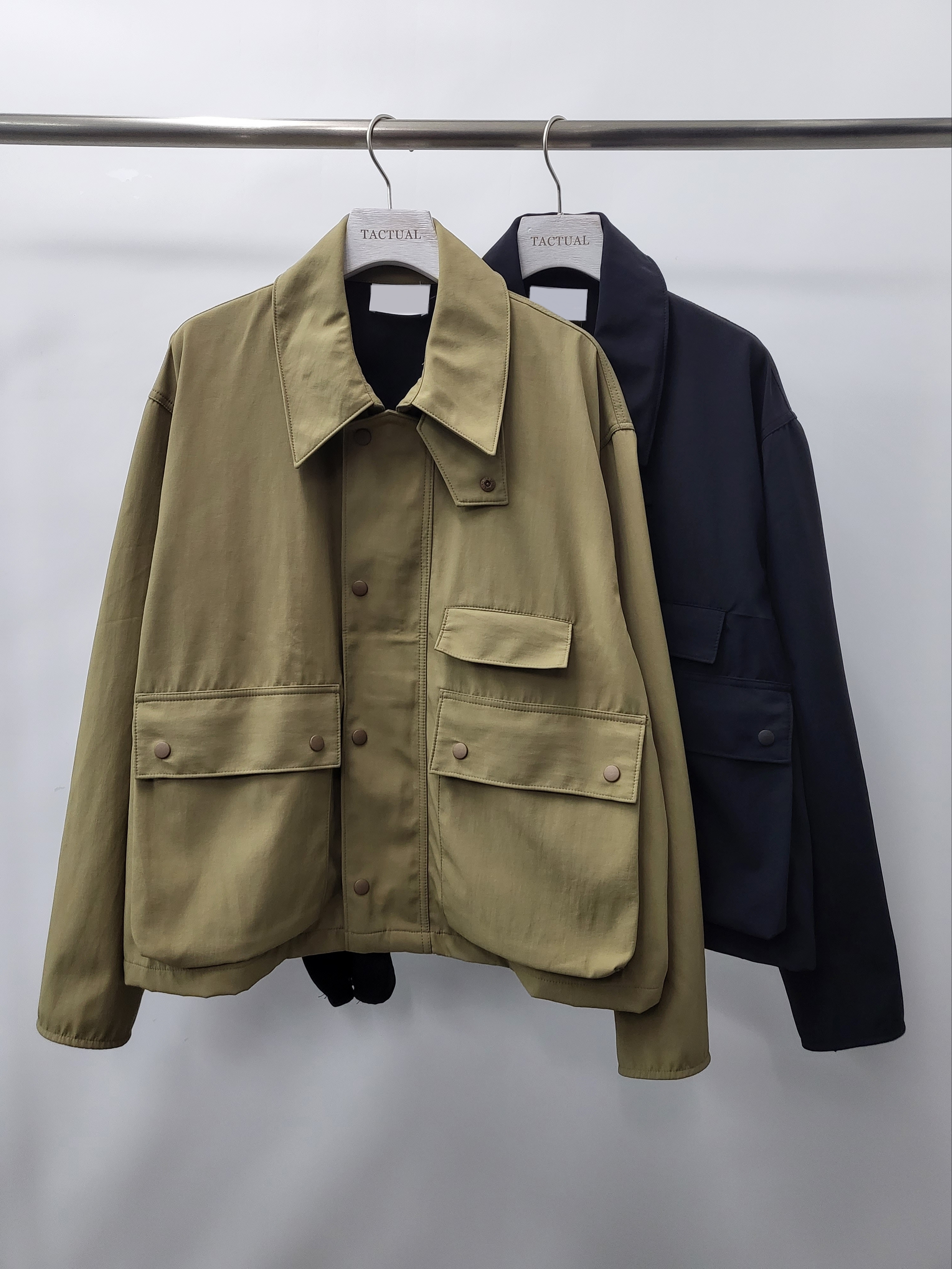 淨色反領拉鍊外套 JK2409