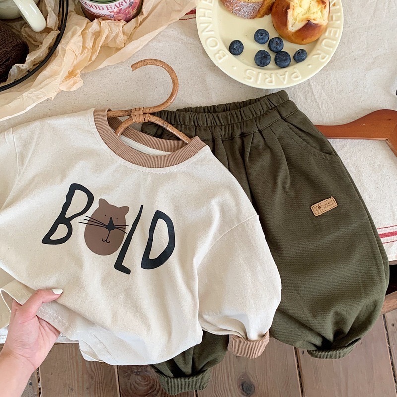 Bold貓貓圓領上衣