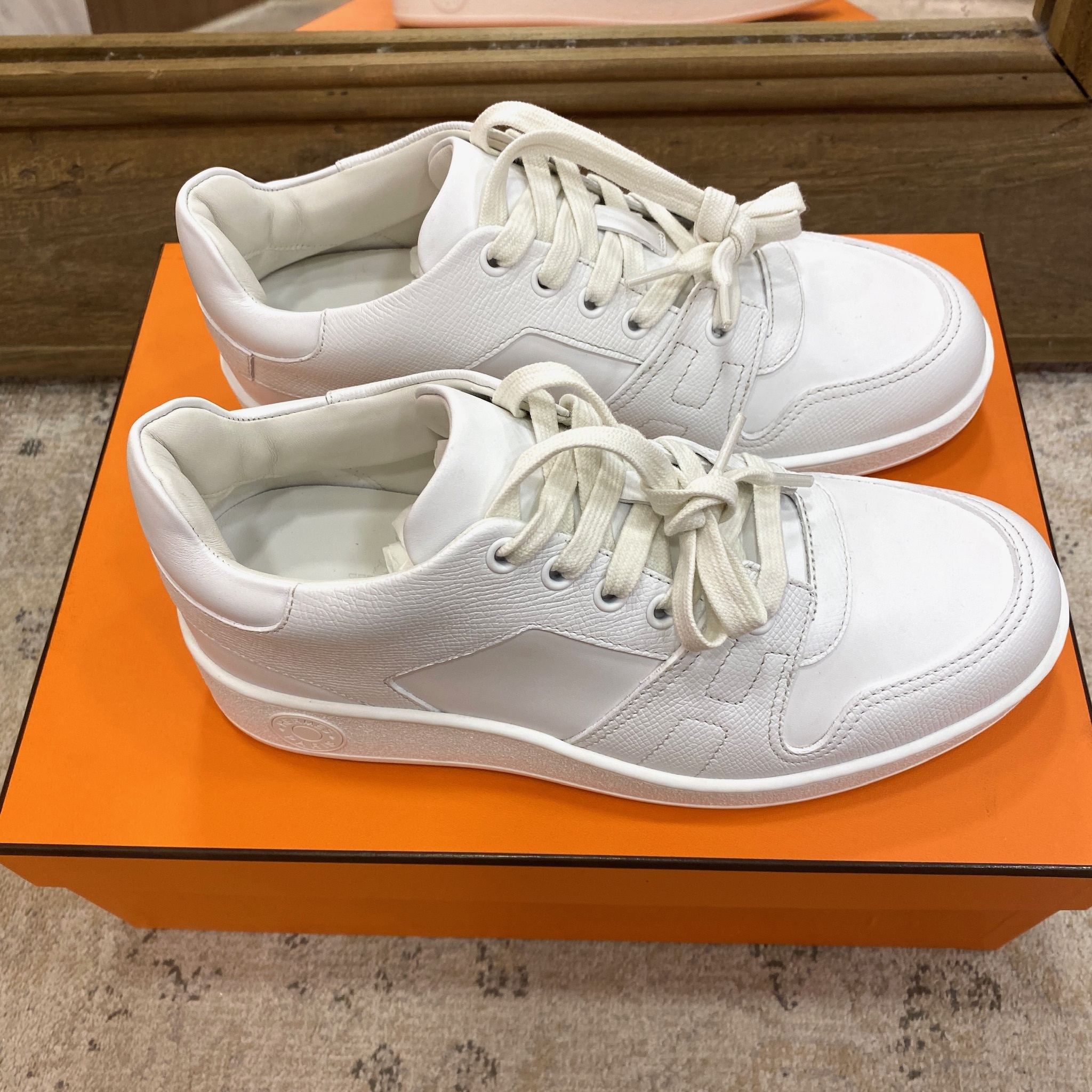 HERMES エルメス　白　37⭐️ Unused] Hermes sneaker 37.5 white