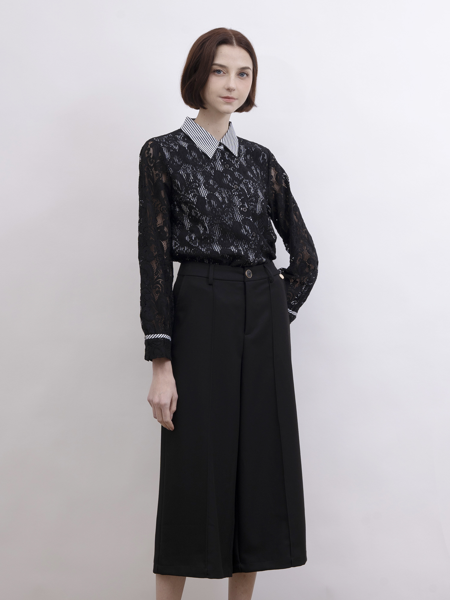 mi-tu 條紋拼接蕾絲恤衫