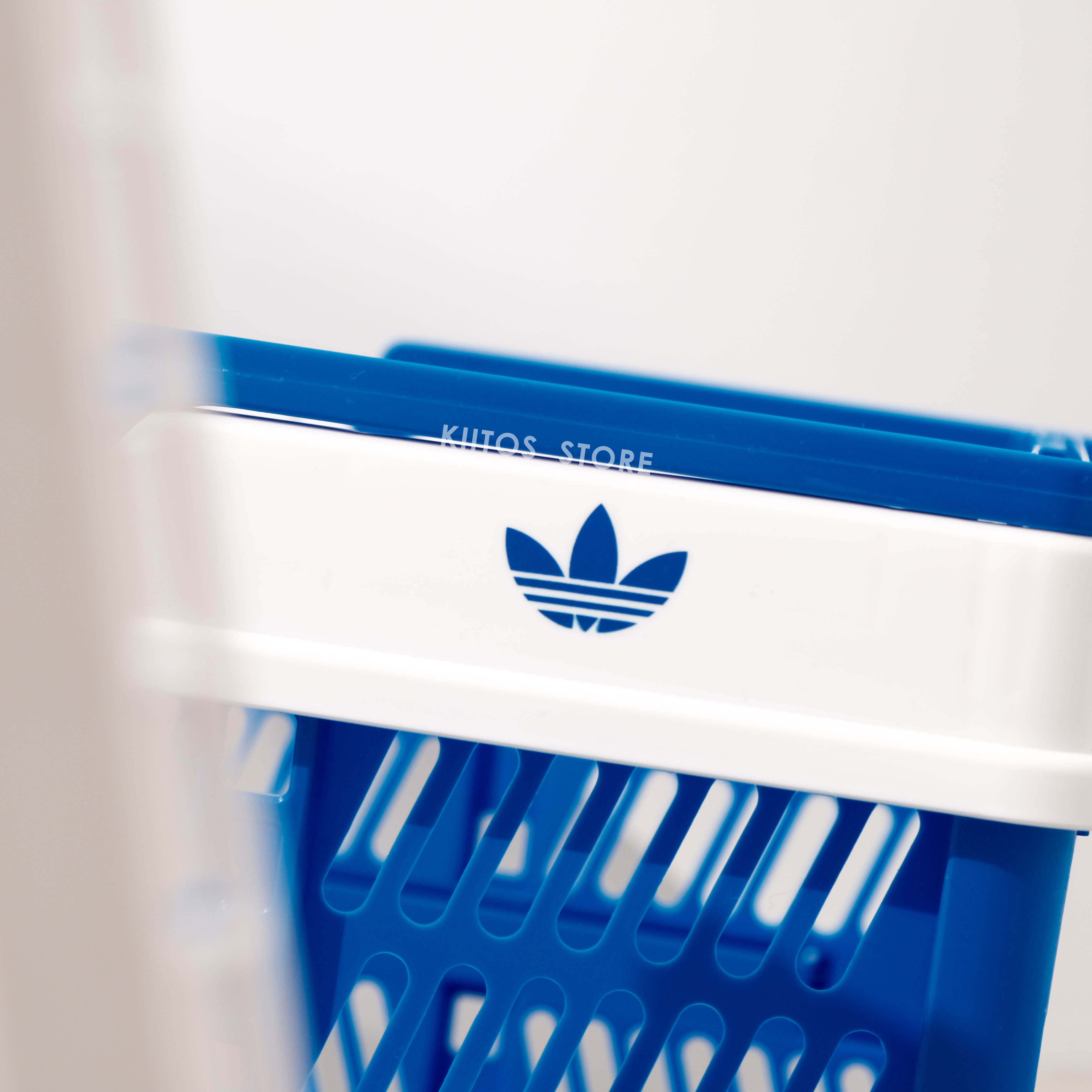 Adidas originals angelopolis outlet v.i.p