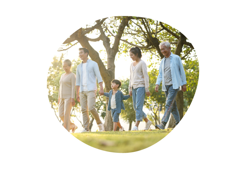 愛是我們共同的語言，不論任何年紀、階段，都有著一顆以家為出發的心，為最愛的家人，獻上最好的照護，並用溫柔、堅韌的特質，將家庭照顧的無微不至，帶出健康樣貌。