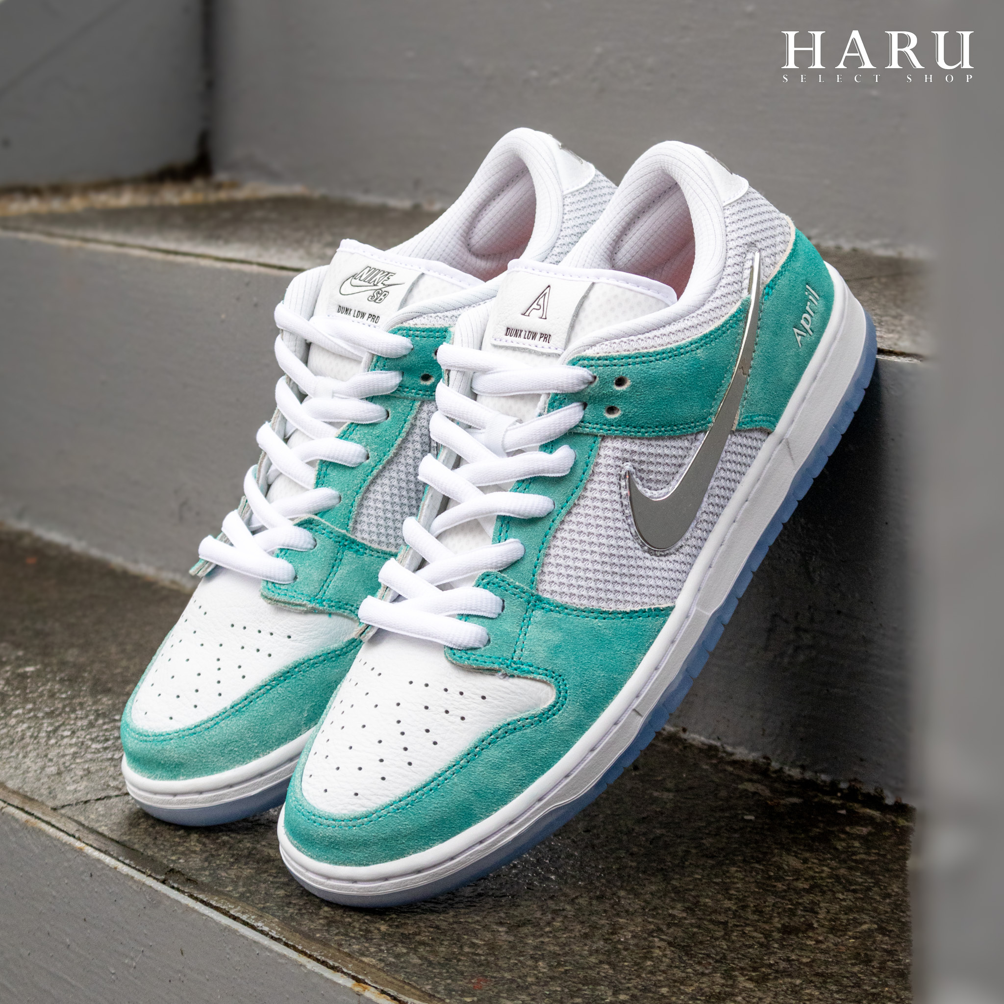 APRIL SKATEBOARDS x NIKE DUNK SB LOW 聯名款冰封玫瑰金屬勾