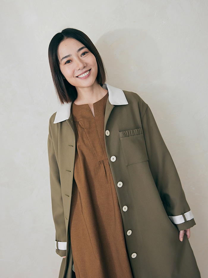 閱讀的語言開襟大衣-樹林