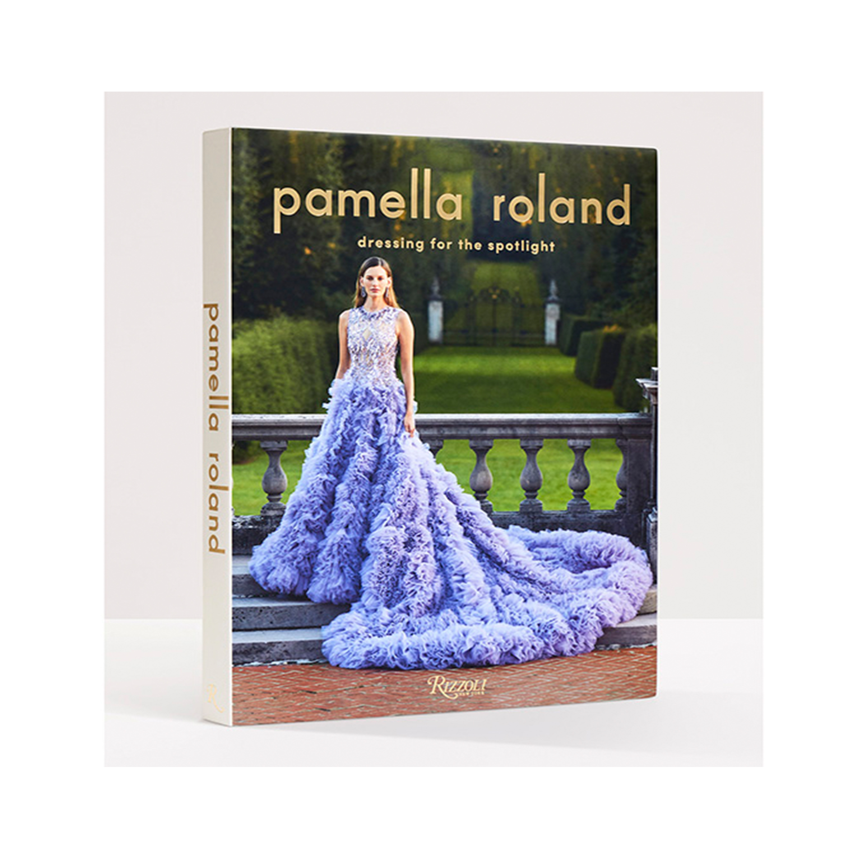 Pamella Roland: Dressing for the Spotlight