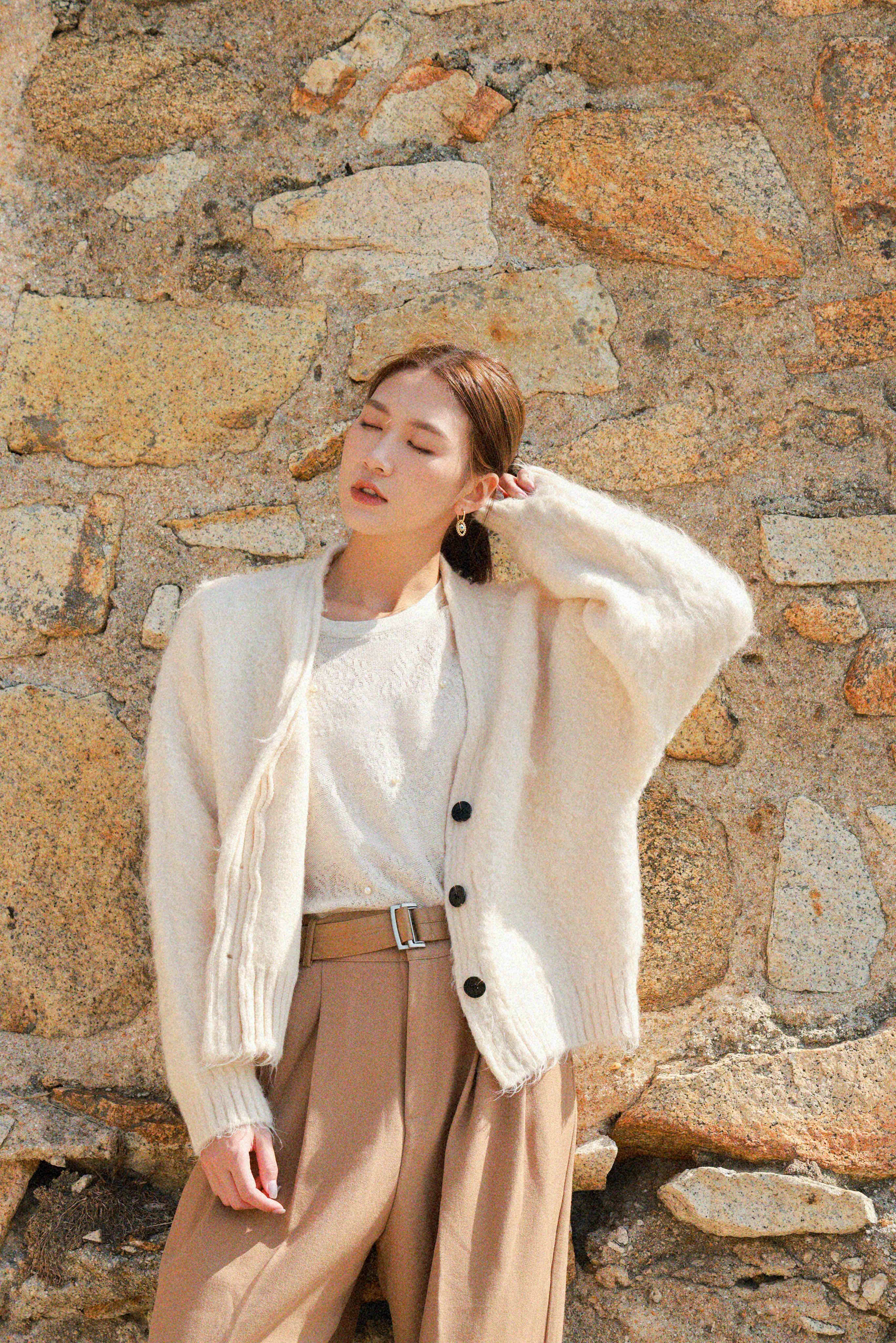 壓長毛鬆軟cardigan（現貨款式）